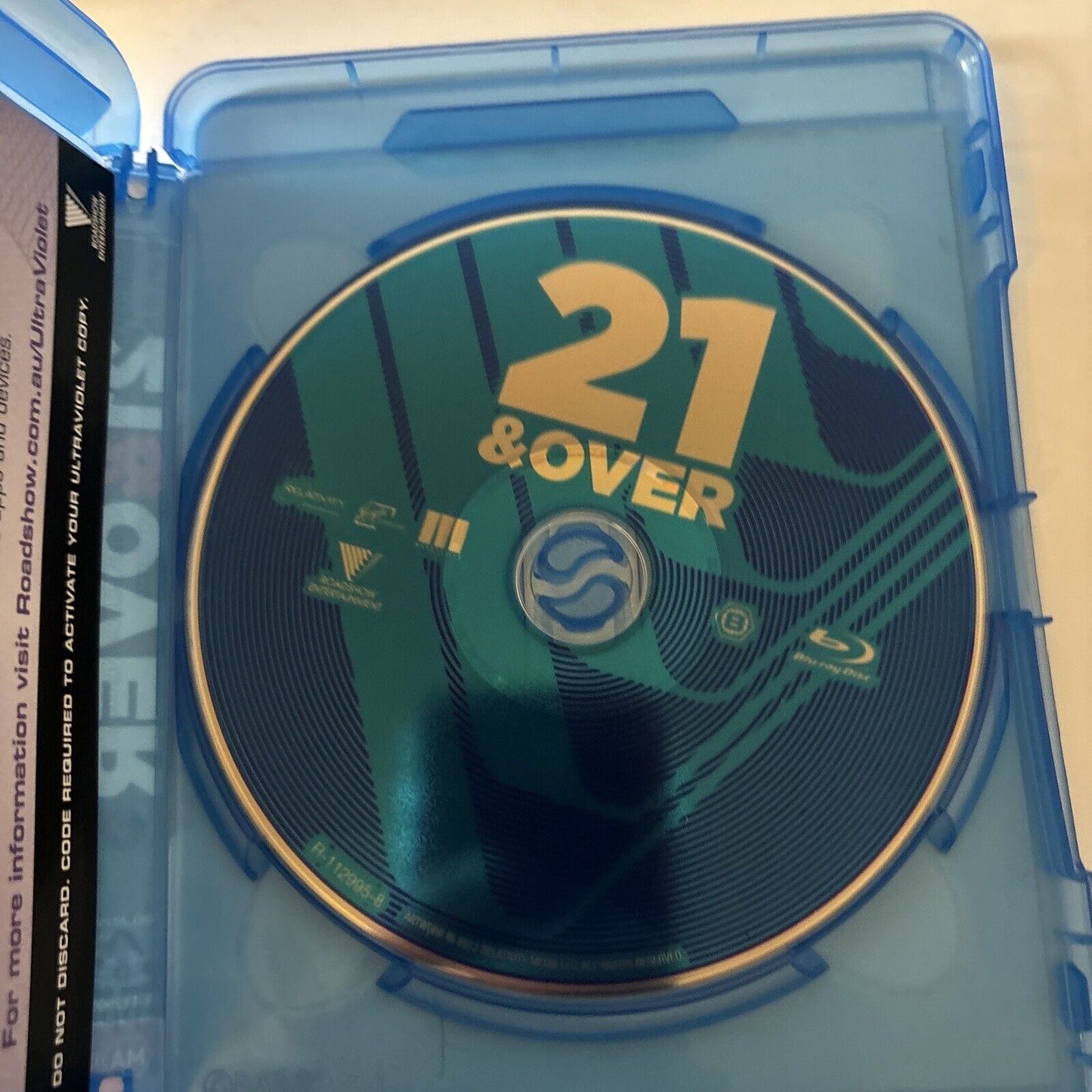 21 & Over (Blu-ray, 2013) Justin Chon, Samantha Futerman Region B