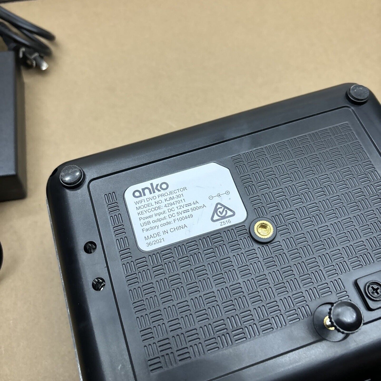 Anko 2-in1 Wifi DVD Projector KJM-301