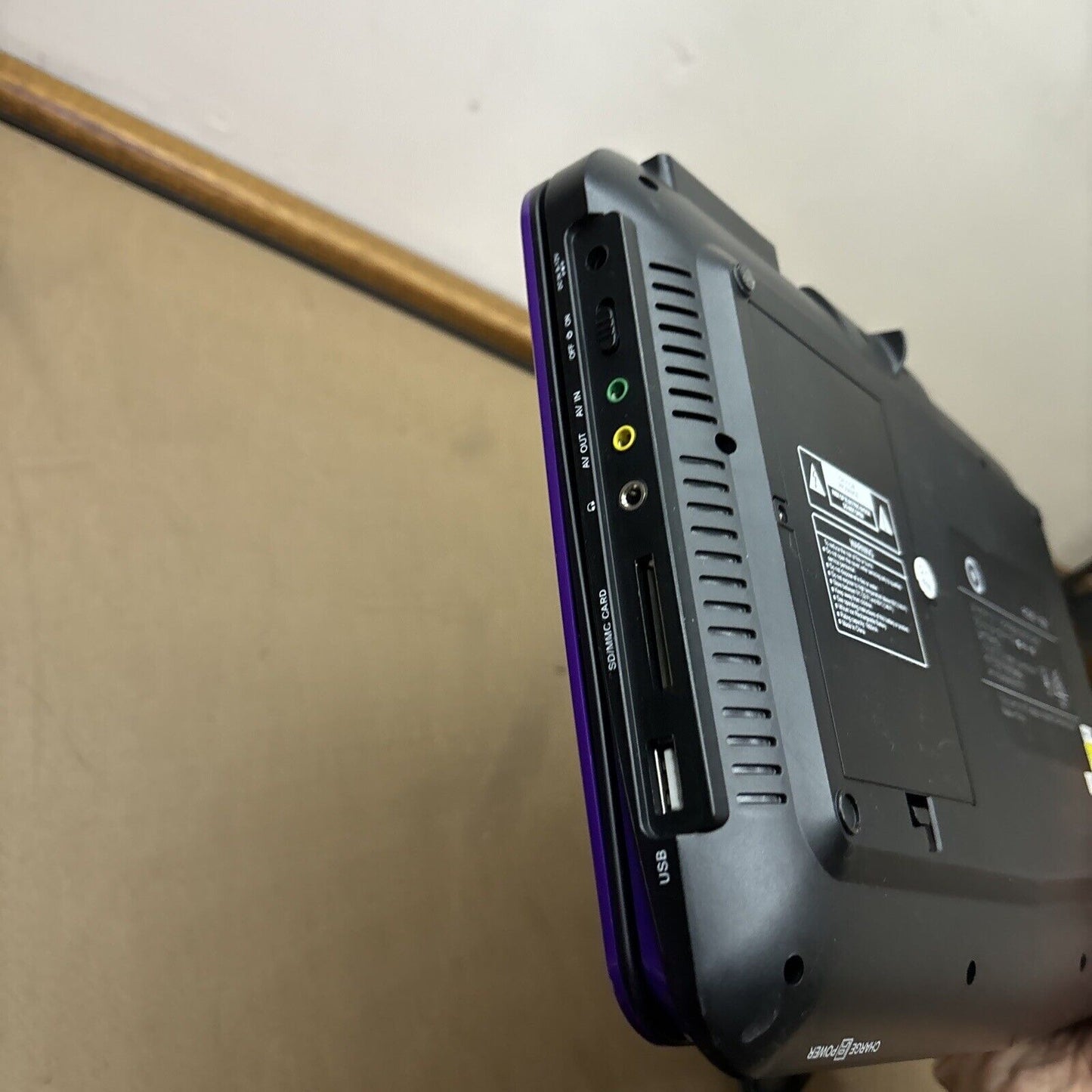 Target 10.1" Portable DVD Player PDVD-1003 Region 4