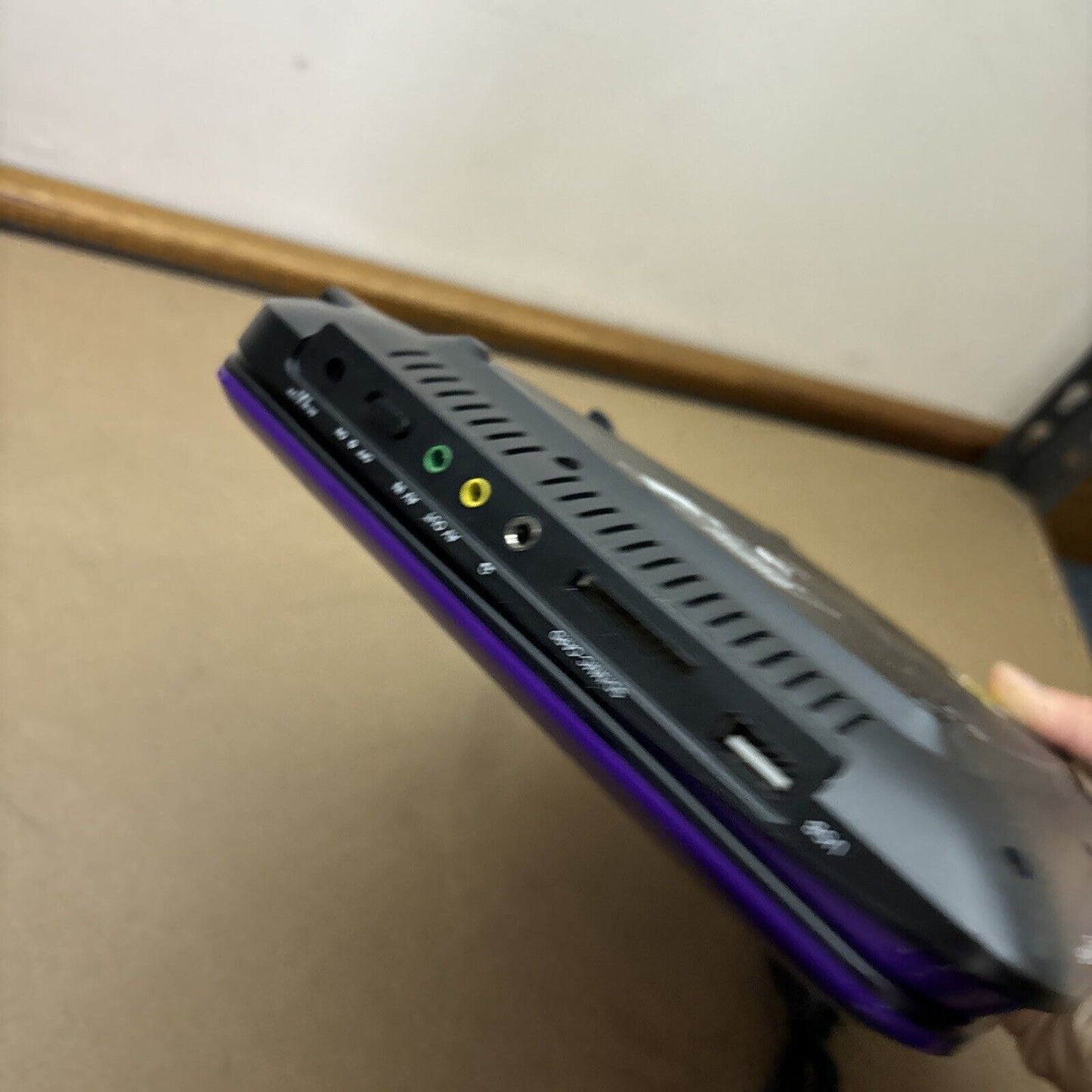 Target 10.1" Portable DVD Player PDVD-1003 Region 4