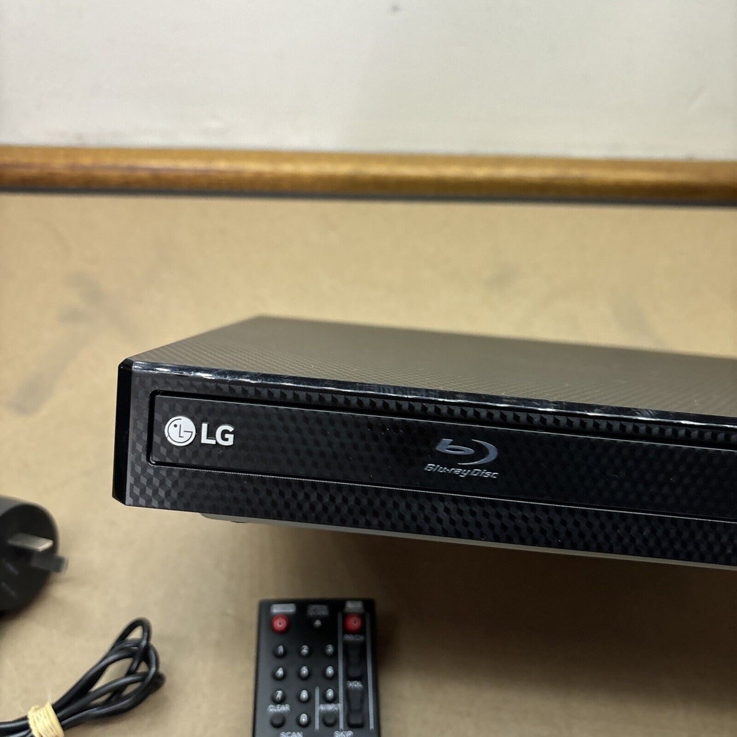 LG Blu-ray DVD with Wifi Network Player Region 4 & B BP350