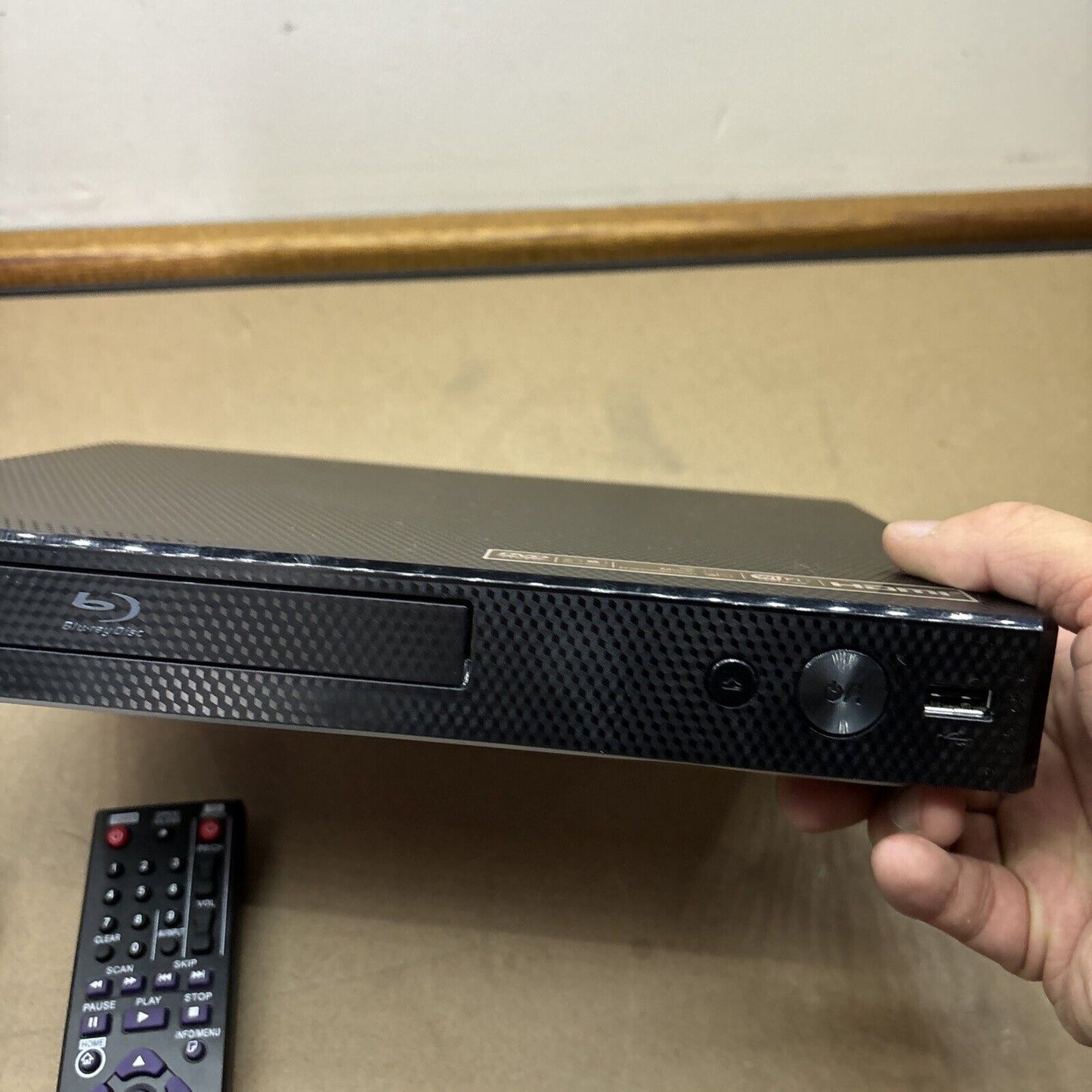 LG Blu-ray DVD with Wifi Network Player Region 4 & B BP350