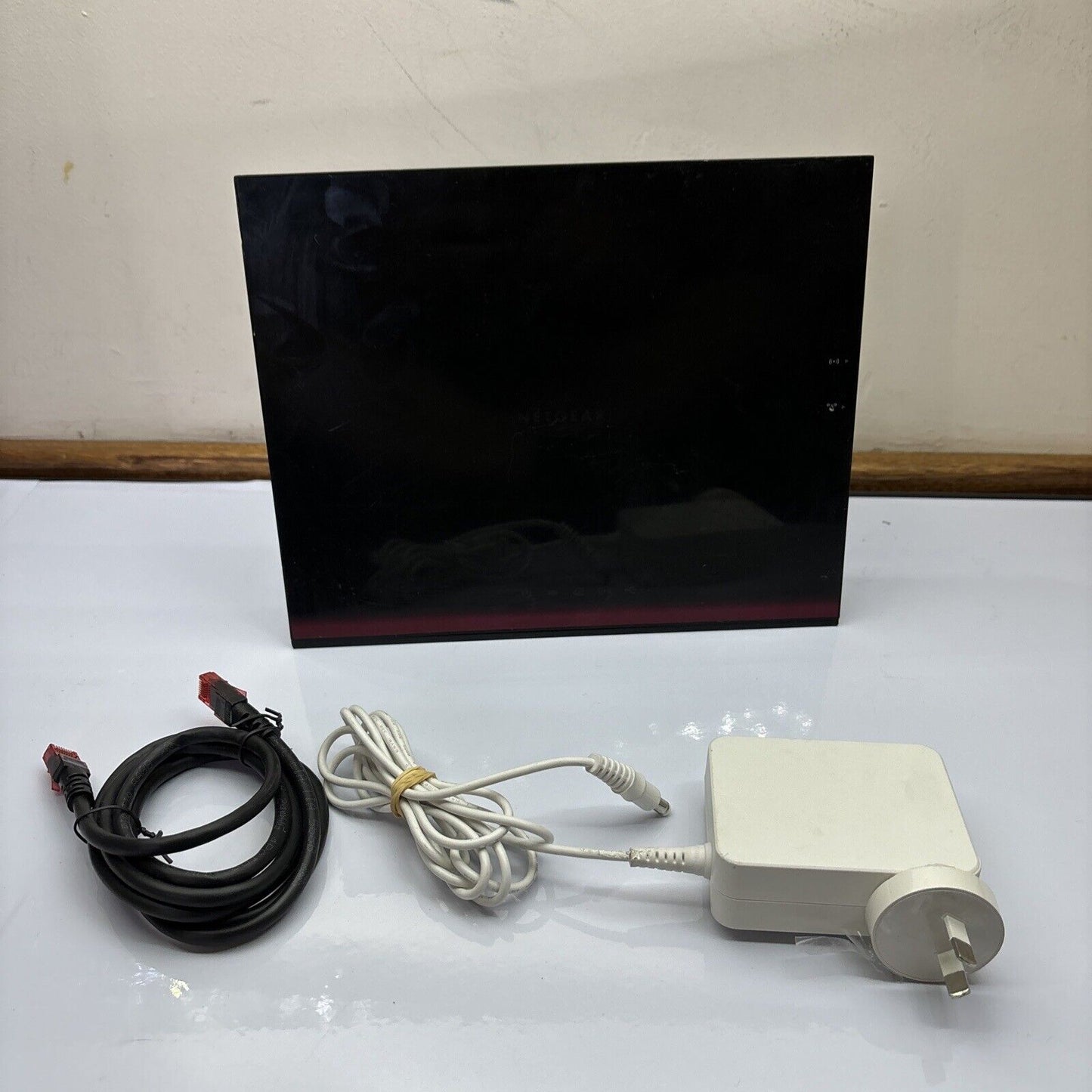Netgear D6300 Wifi DSL Modem Wireless Router ADSL2+ NBN Compatible