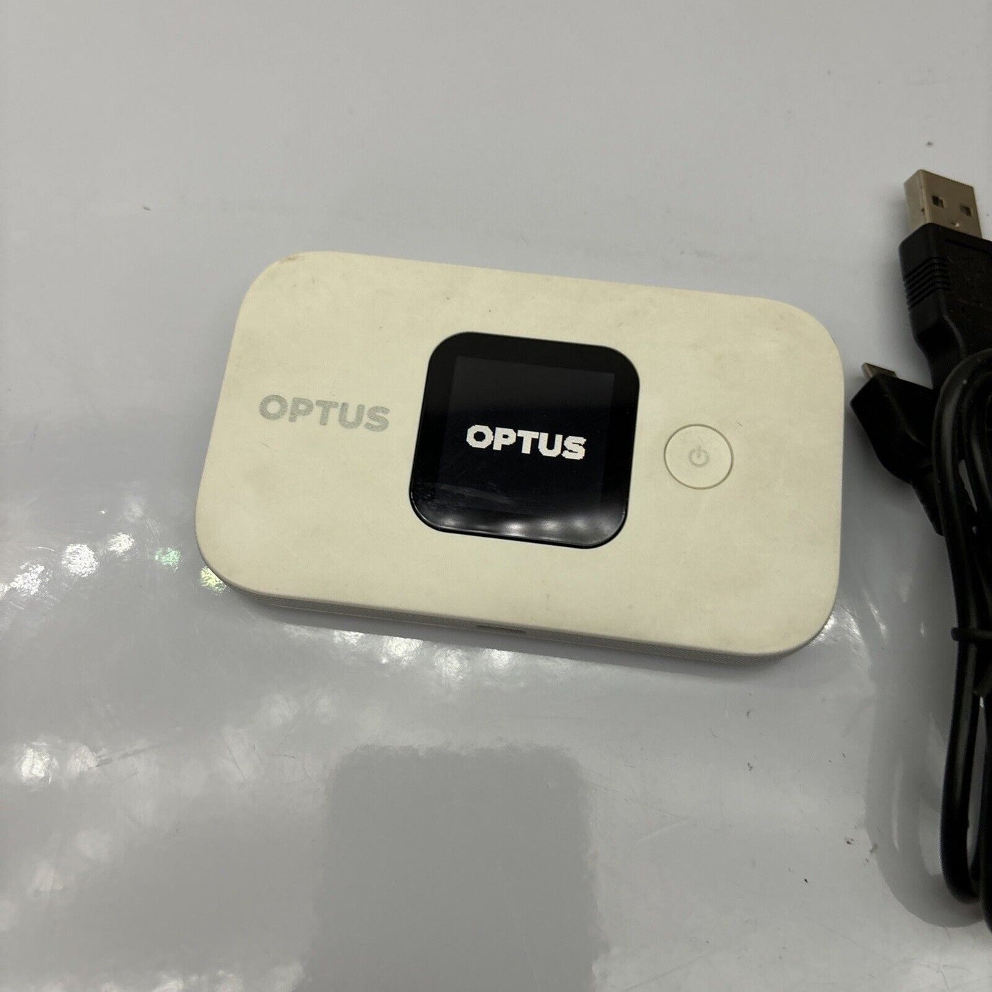 Optus Huawei 4G Mobile Wifi Modem E5577Fs-932 *Optus Locked*