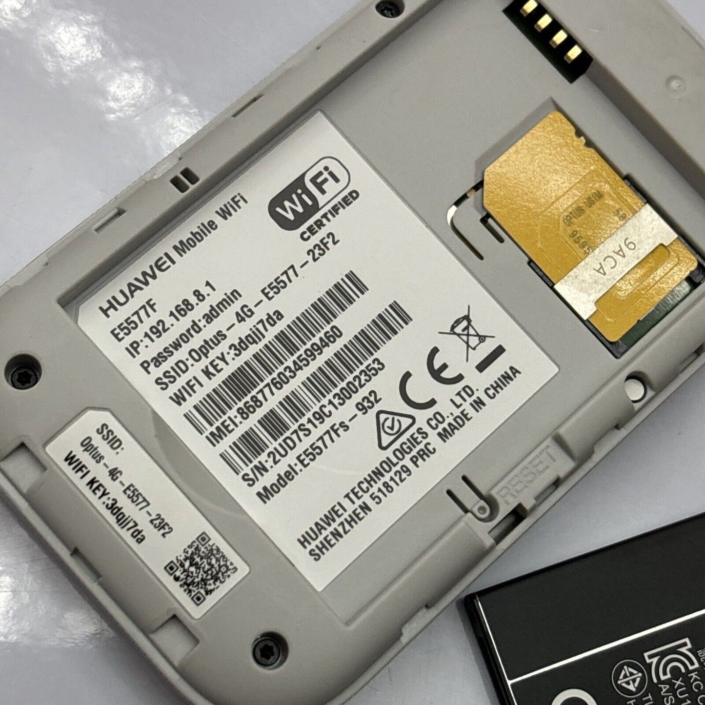 Optus Huawei 4G Mobile Wifi Modem E5577Fs-932 *Optus Locked*