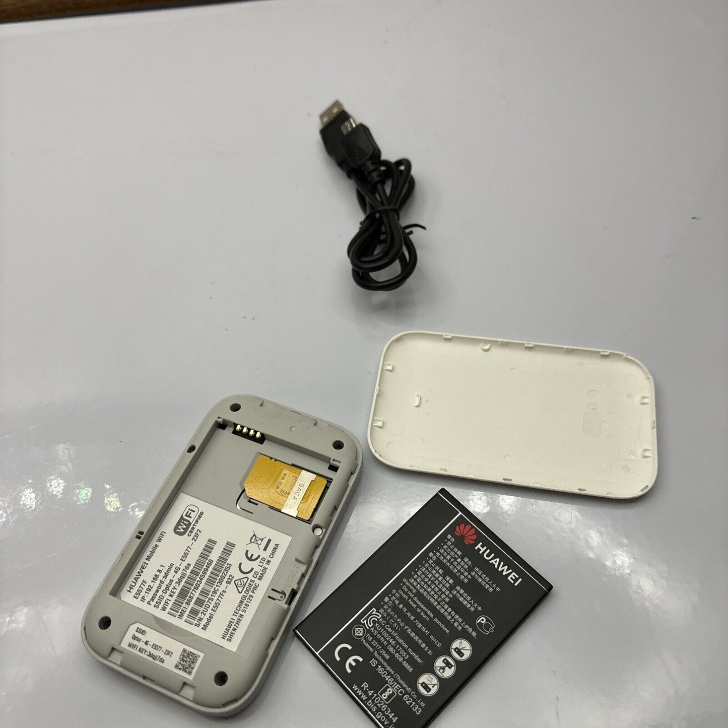 Optus Huawei 4G Mobile Wifi Modem E5577Fs-932 *Optus Locked*