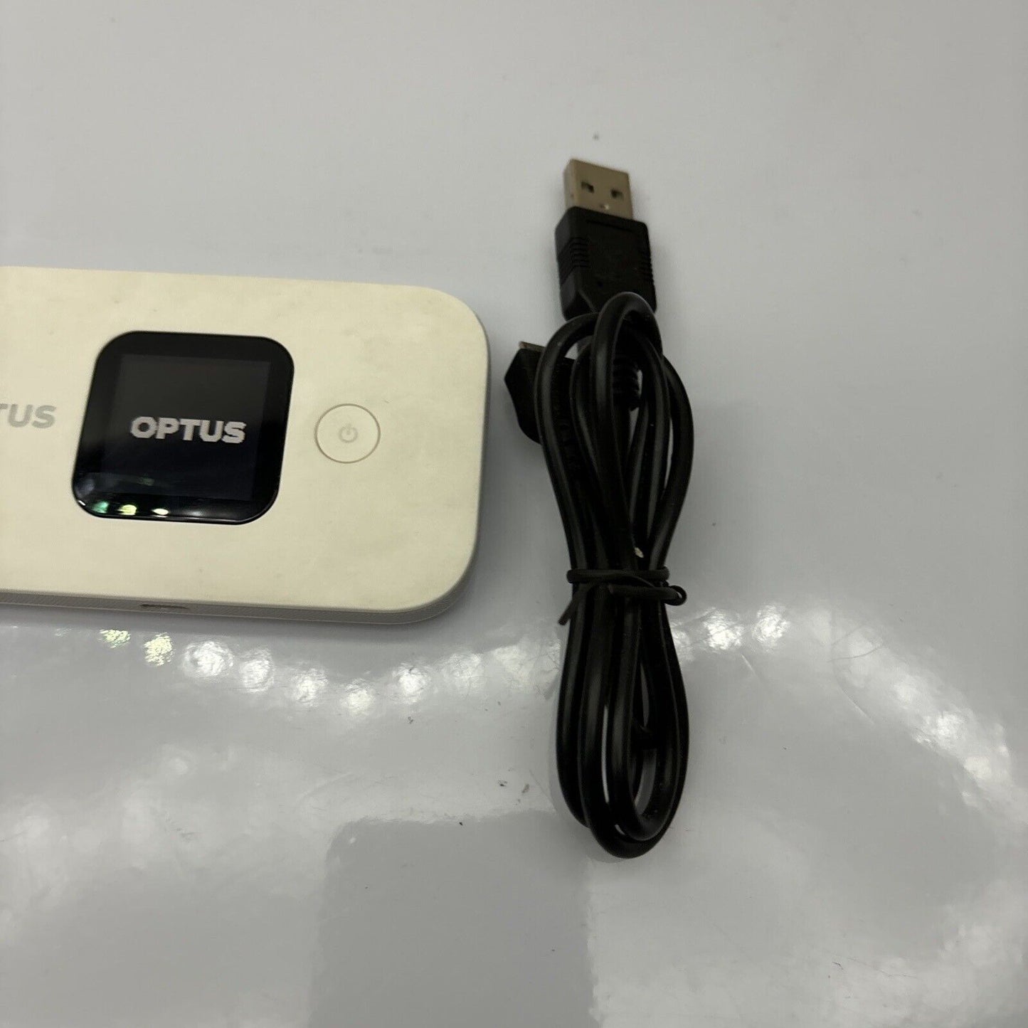 Optus Huawei 4G Mobile Wifi Modem E5577Fs-932 *Optus Locked*