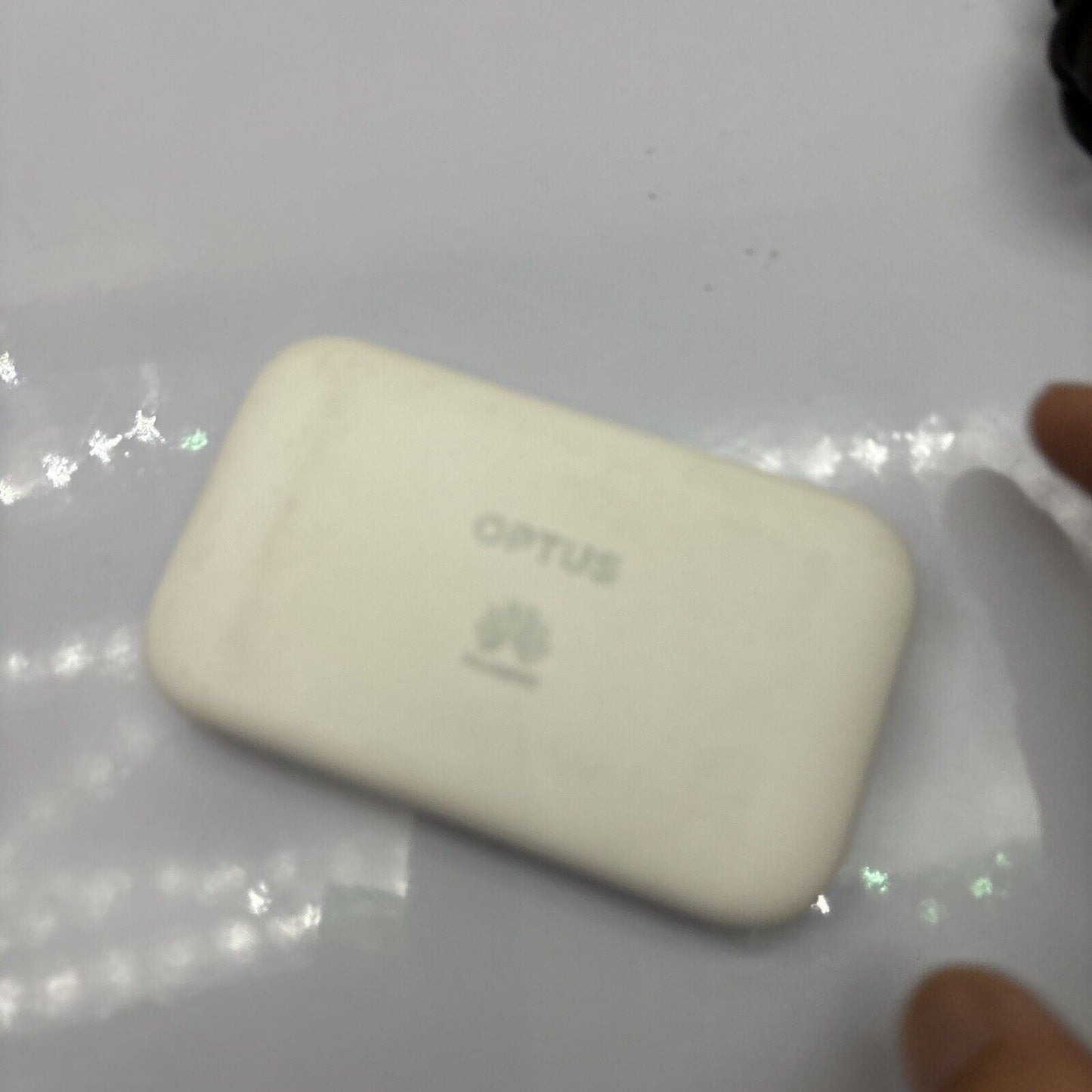 Optus Huawei 4G Mobile Wifi Modem E5577Fs-932 *Optus Locked*