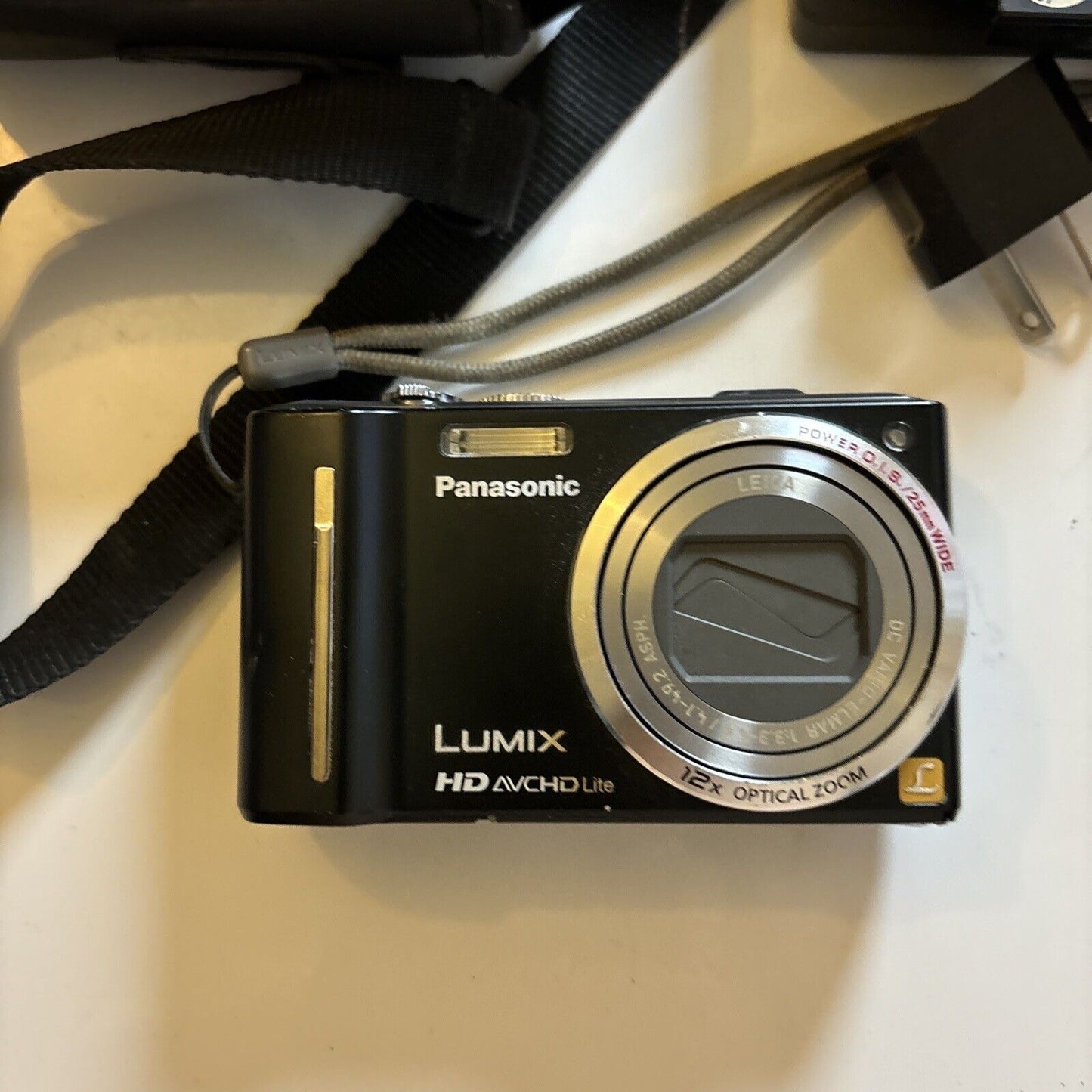 Panasonic Lumix DMC-ZS7 HD AVCHD Lite Digital Camera GPS 14.1MP