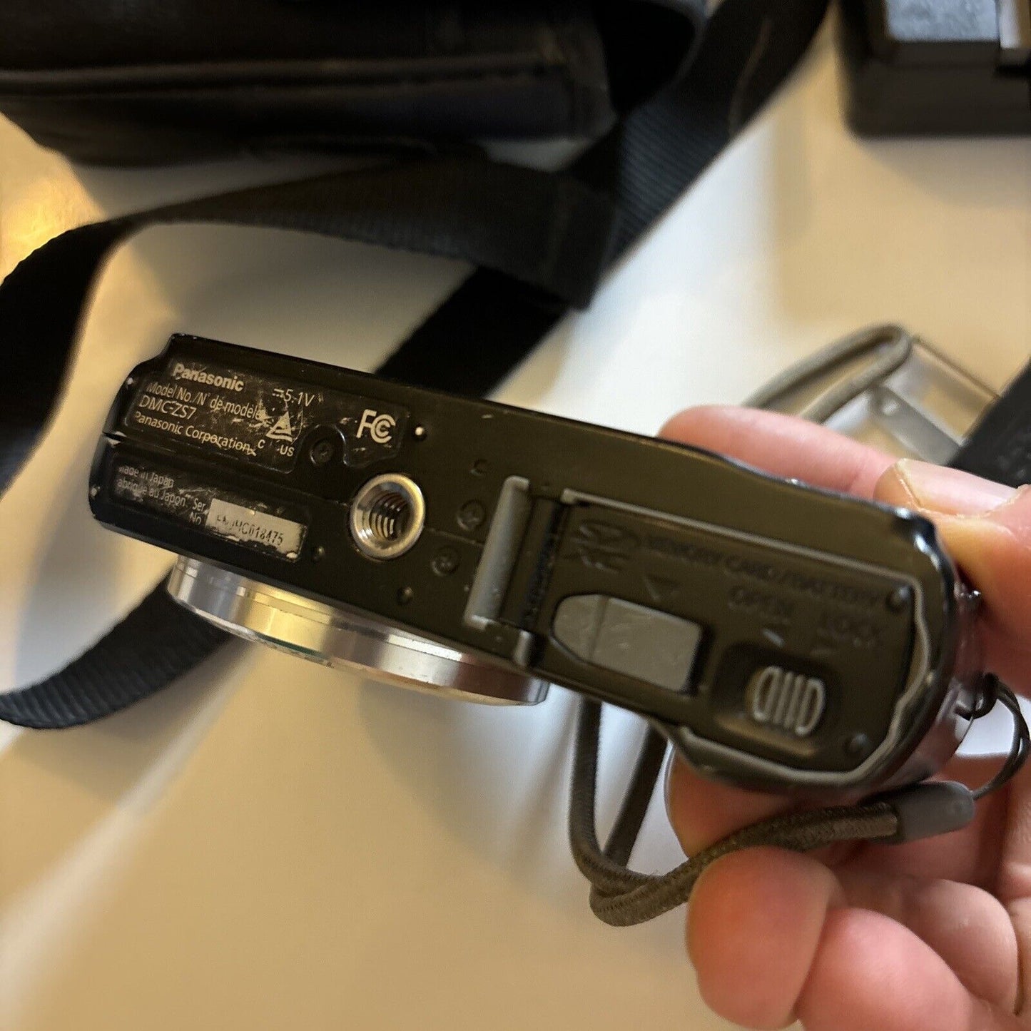 Panasonic Lumix DMC-ZS7 HD AVCHD Lite Digital Camera GPS 14.1MP