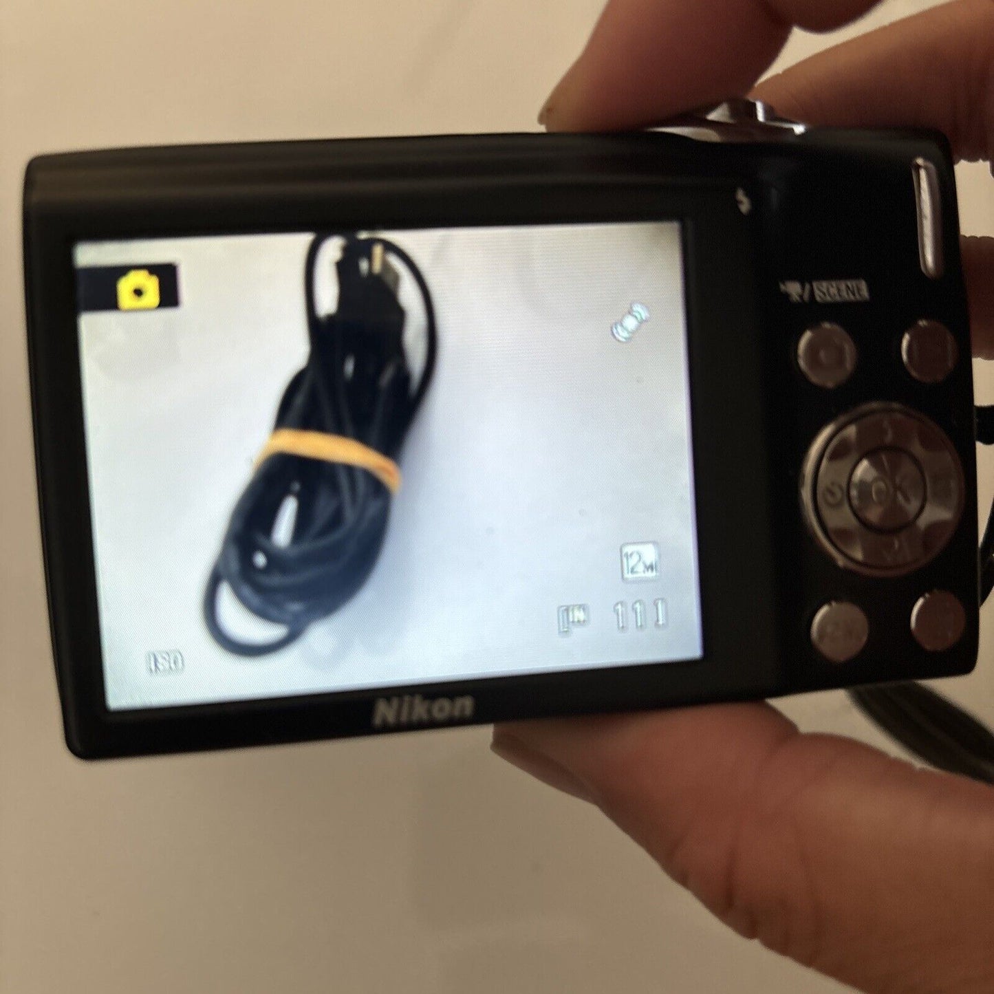 Nikon Coolpix S3000 Digital Camera 12MP With 4gb SD Card