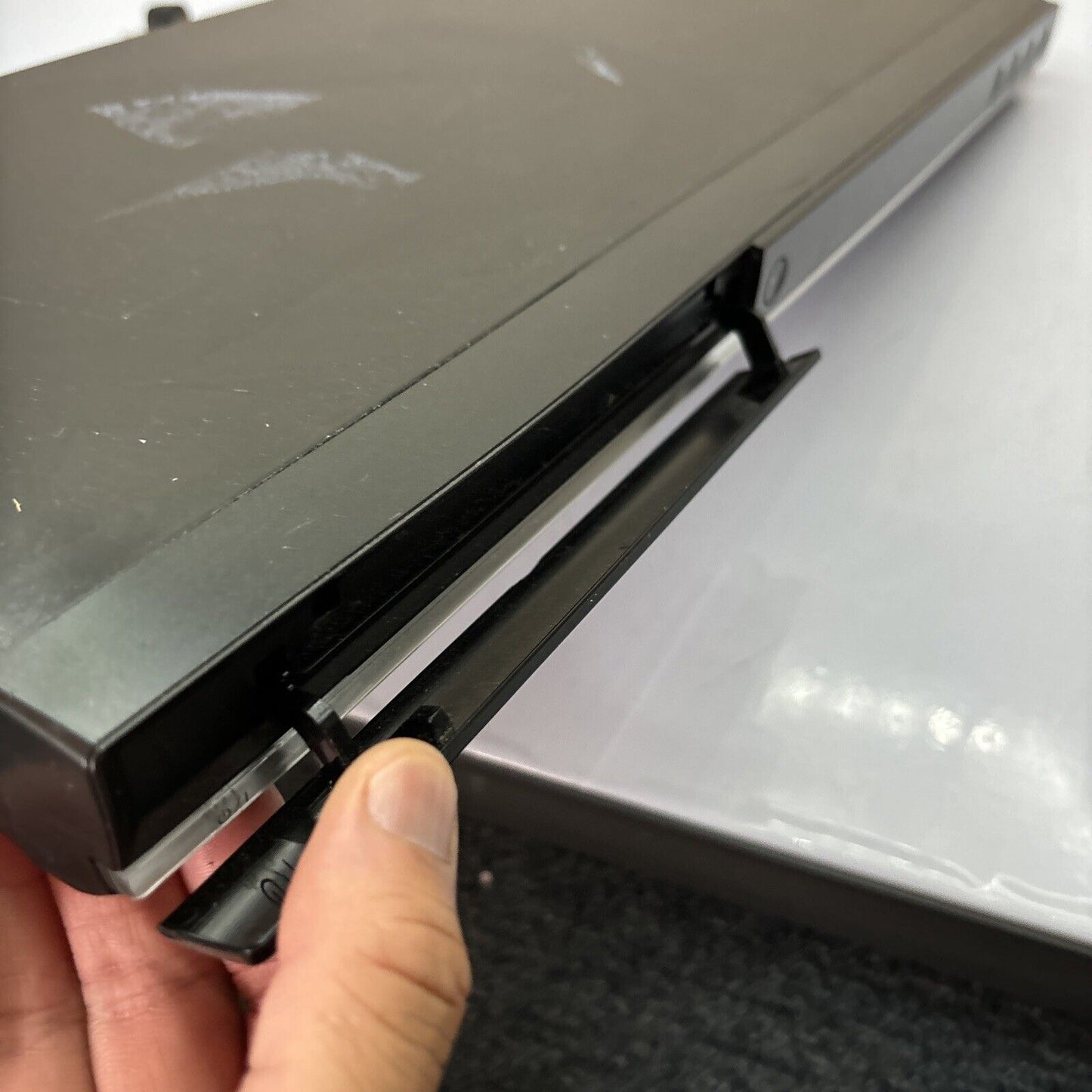 LG DVD CD Player DV480 With Remote Control Region 4