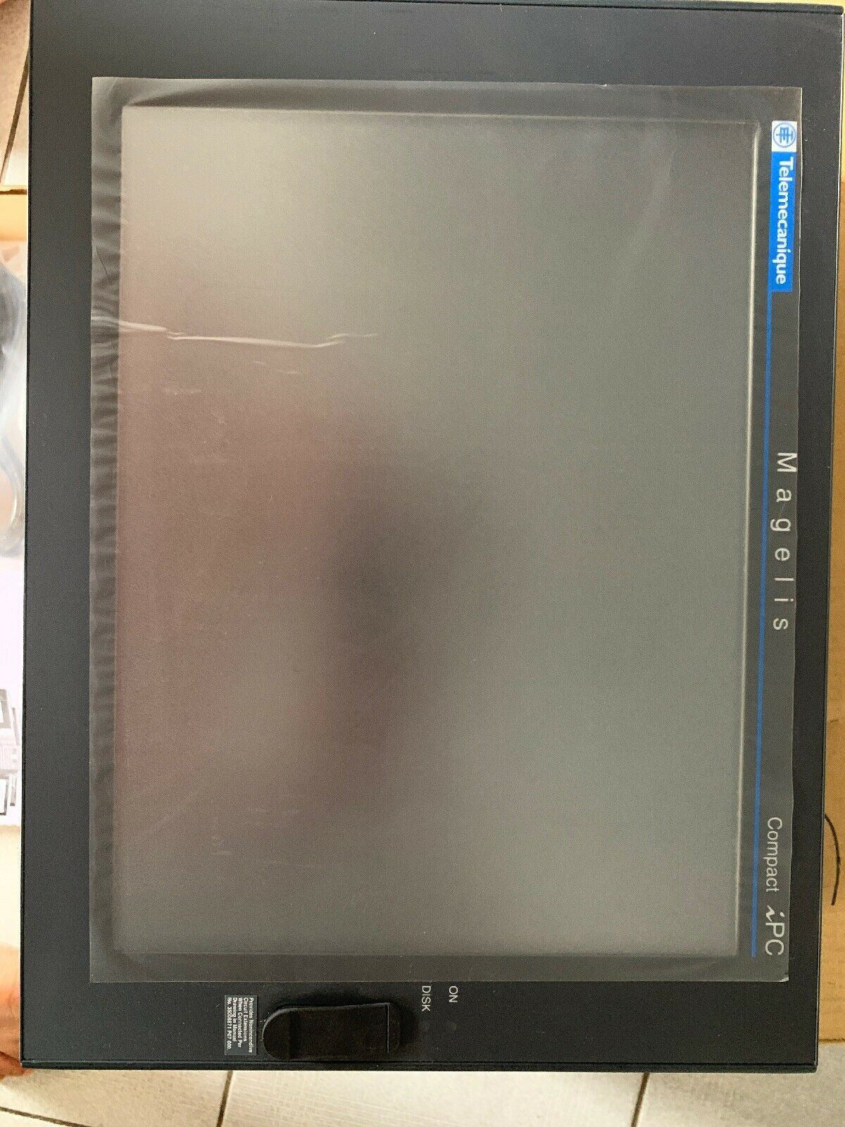 Schneider Magelis Compact IPC 15" 1.7 GHz MPCKT55NAA00N Touchscreen RRP $4,000