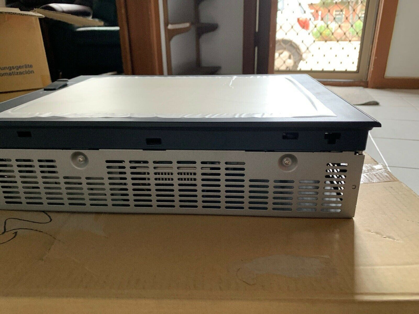 Schneider Magelis Compact IPC 15" 1.7 GHz MPCKT55NAA00N Touchscreen RRP $4,000