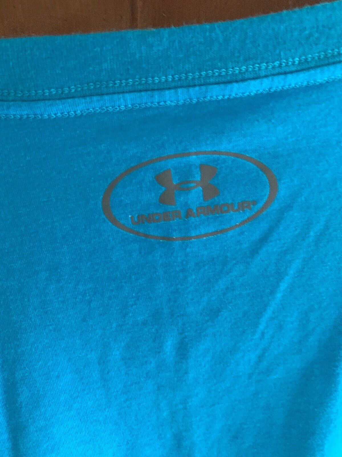 Under Armour HeatGear Medium Blue Shirt