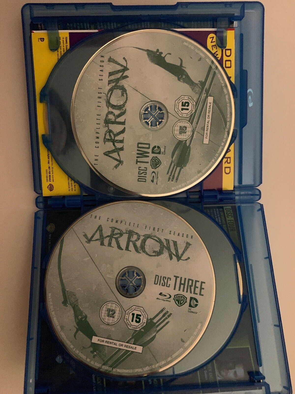 Arrow : Season 1 (Blu-Ray , 2013, 4-Disc Set) Region B