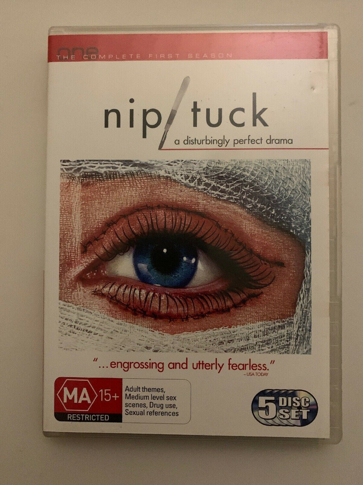 Nip/Tuck : Season 1 (DVD, 2004, 5-Disc Set)