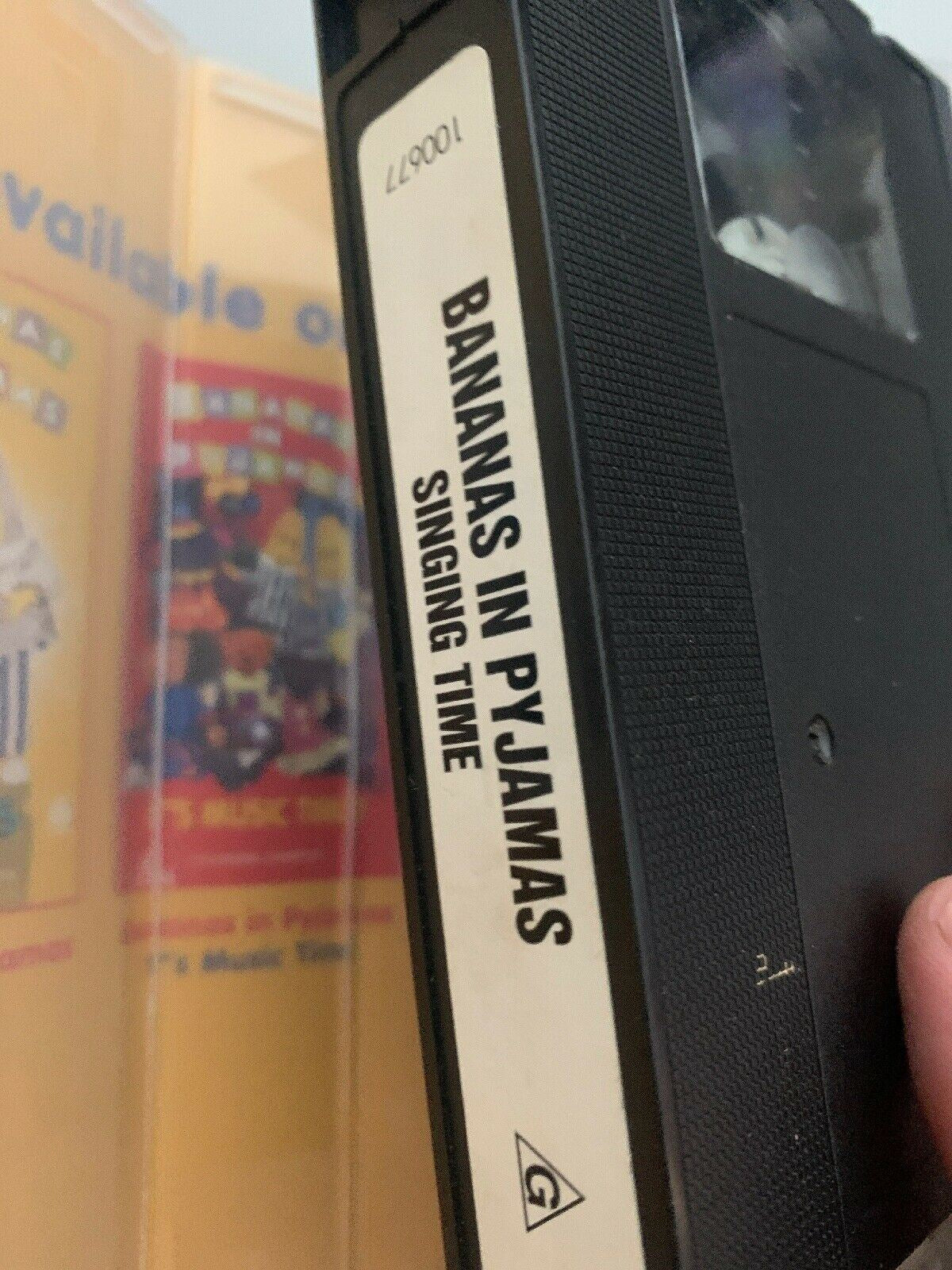 Bananas In Pyjamas - Singing Time - A Collection Of Nursery Rhymes VHS PAL