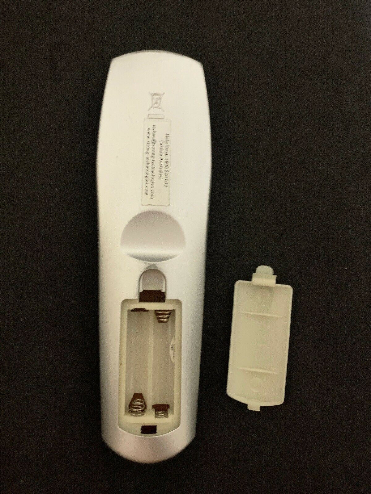 Genuine Strong Set-Top Box Remote Control Unit Silver Y-66