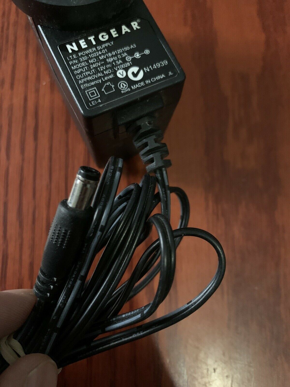 GENUINE Netgear MV18-9120150-A3 Power Supply 12V 1.5A 332-10224-01 AC Adapter