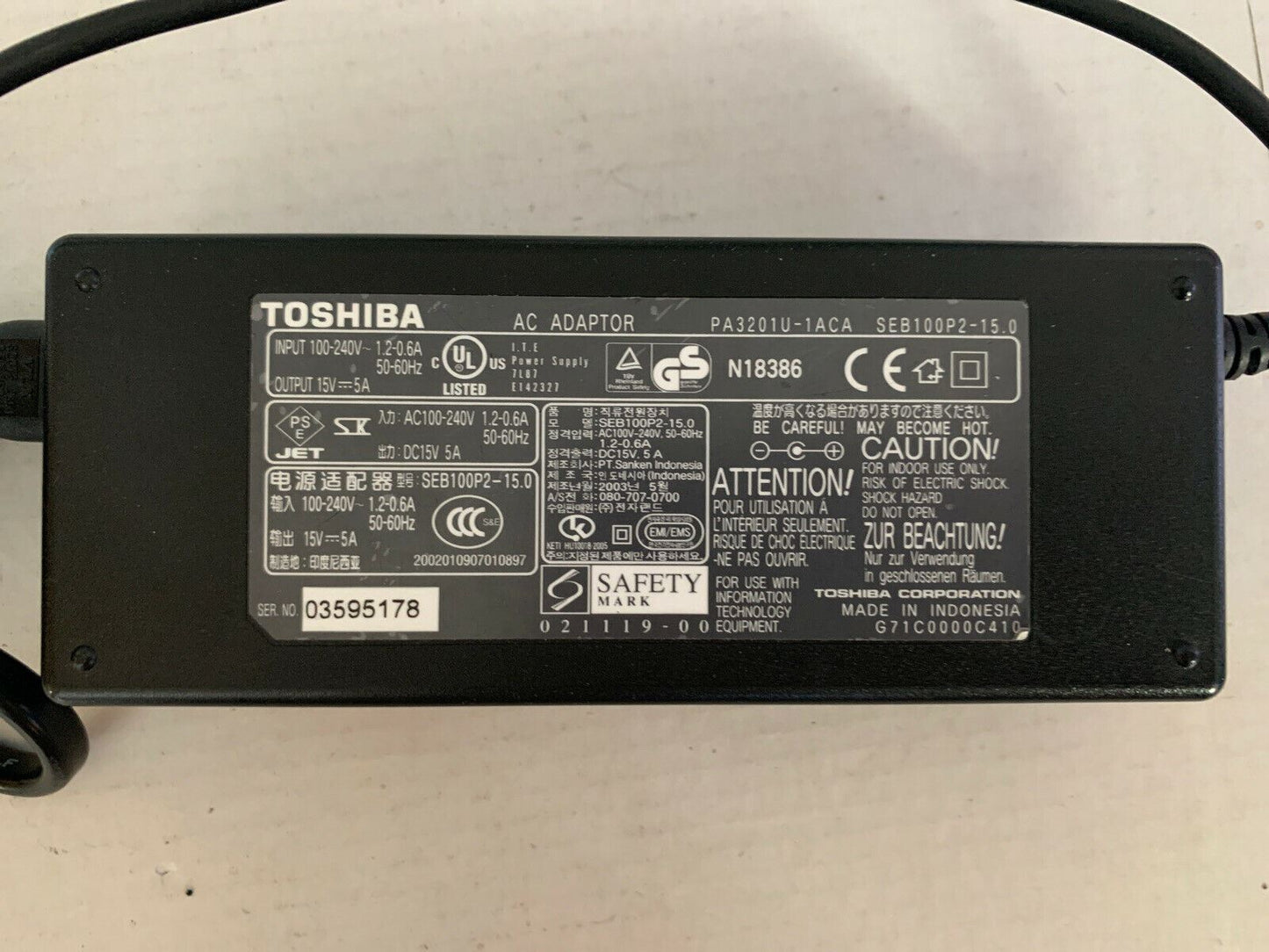 Genuine TOSHIBA AC Adapter PA3201U-1ACA SEB100P2-15.0 15V 5A 75W