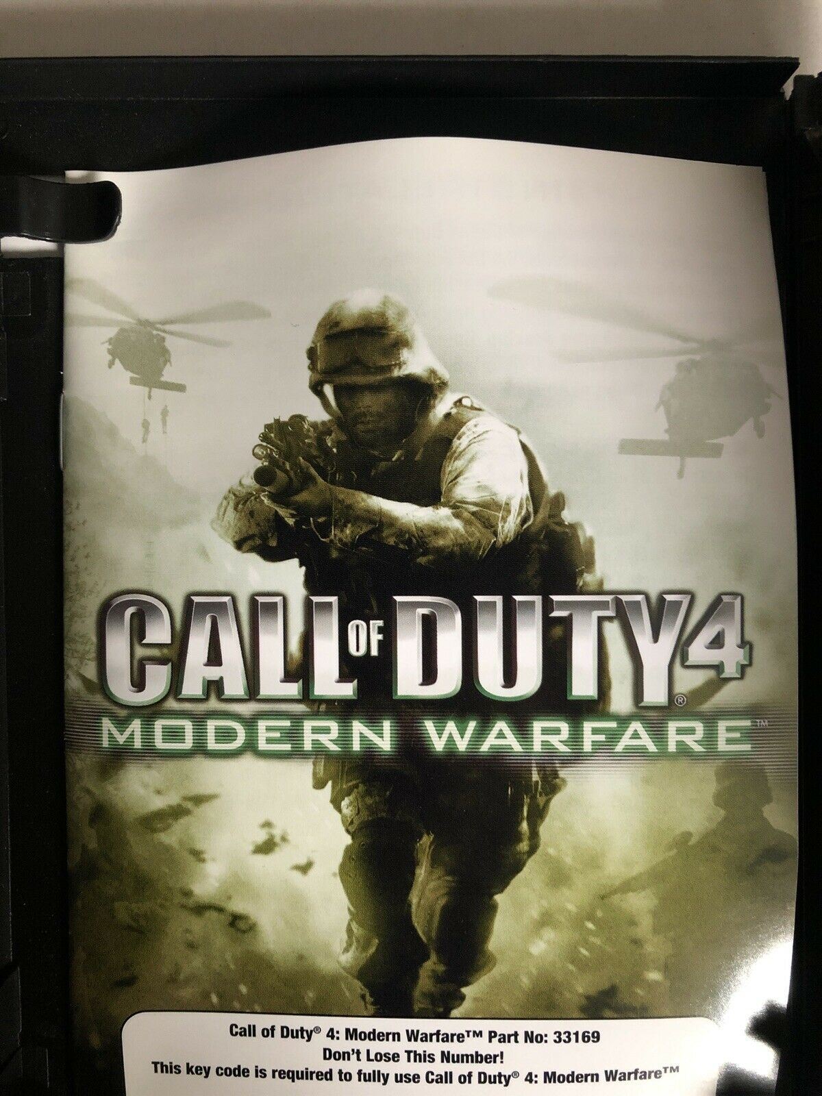 Call of Duty 4: MODERN WARFARE 4 - PC DVD COMPLETE with Manual