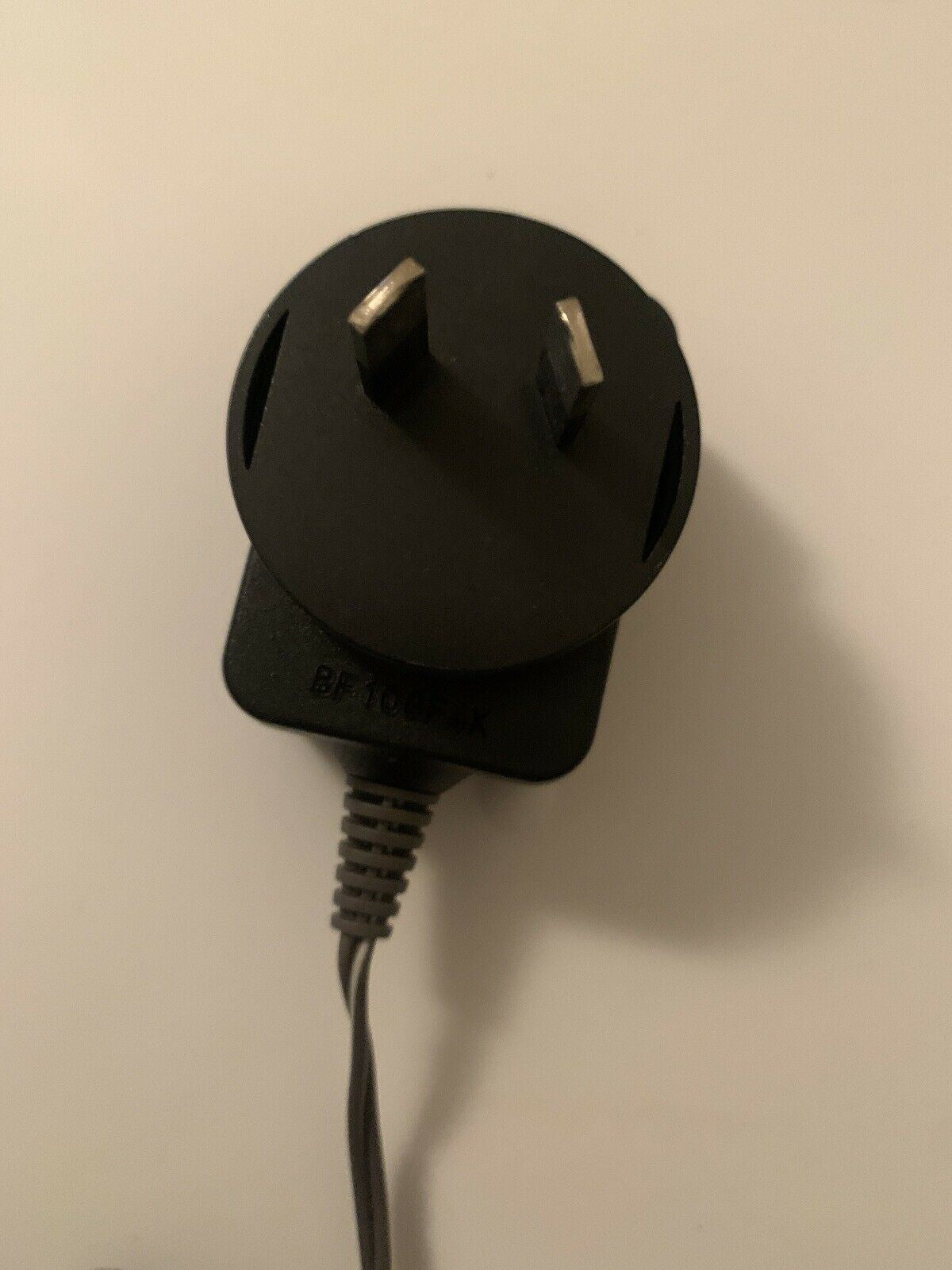 Genuine Panasonic PNLC1018 Base Phone Charger + PNLV226AL AC Adaptor 5.5V 500mA