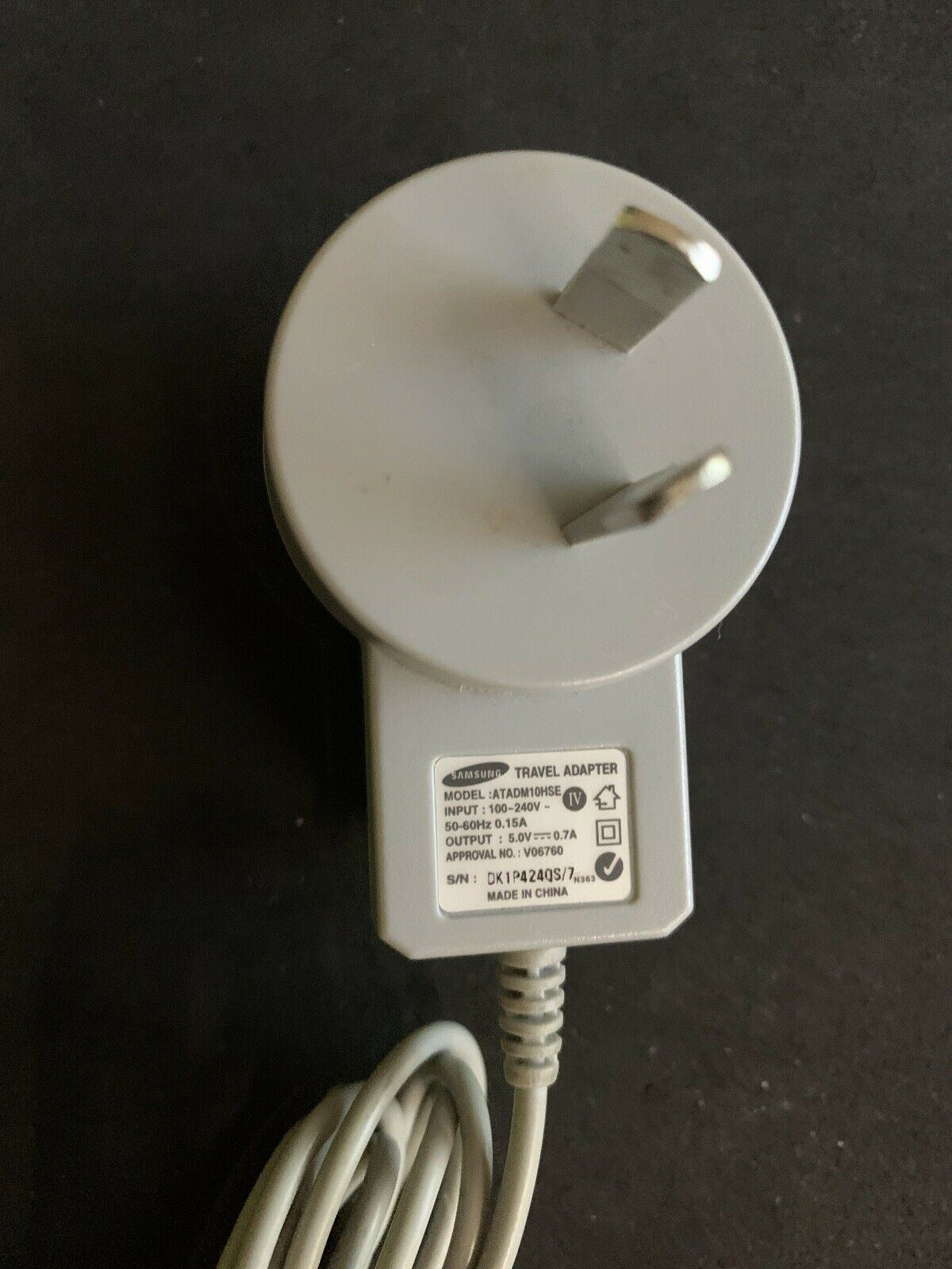 GENUINE Samsung ATADM10HSE Travel Adapter 5v 0.7A