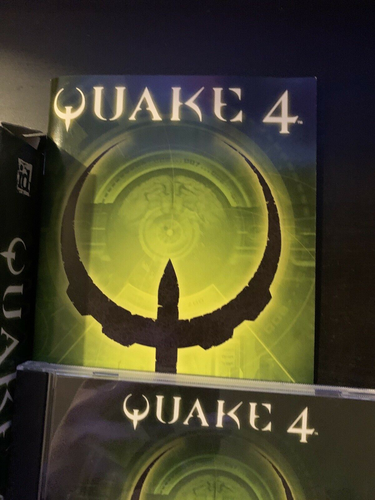 Quake 4 (MAC DVD-ROM, 2005) With Box, Manual