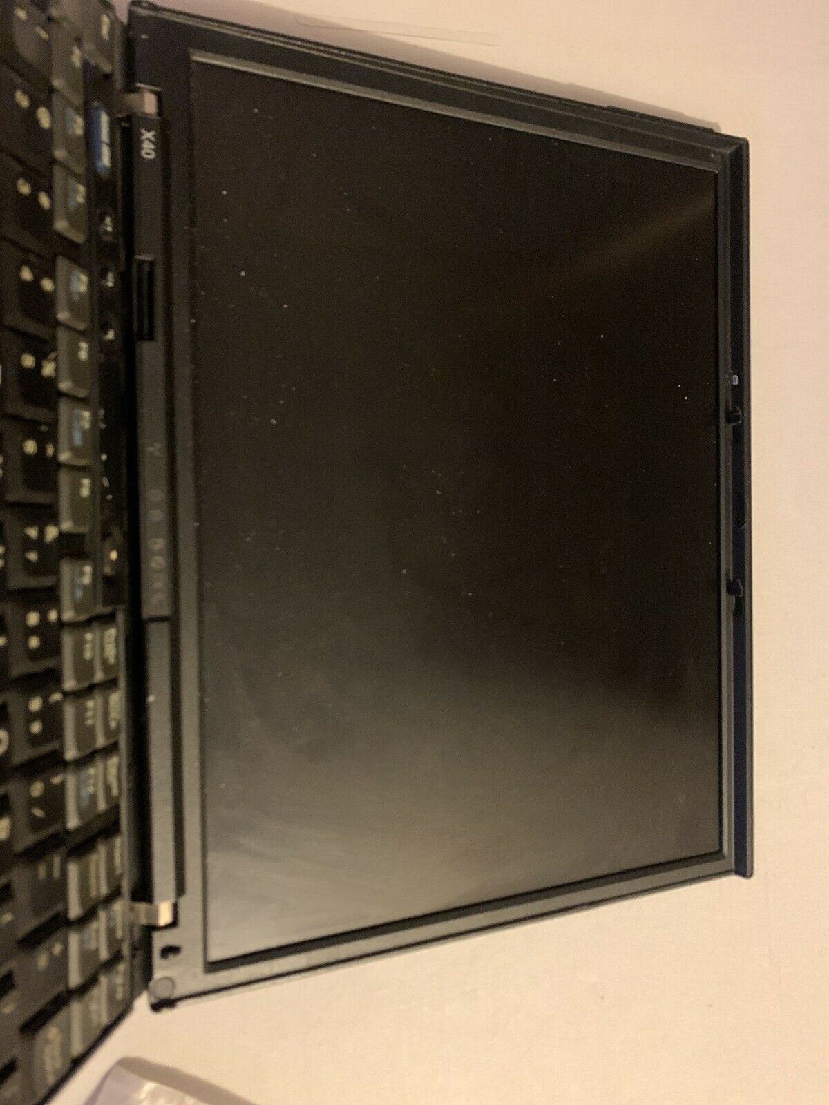 IBM ThinkPad X40 With 40gb HDD 256mb RAM *Not Working For Parts Or Repair Only*