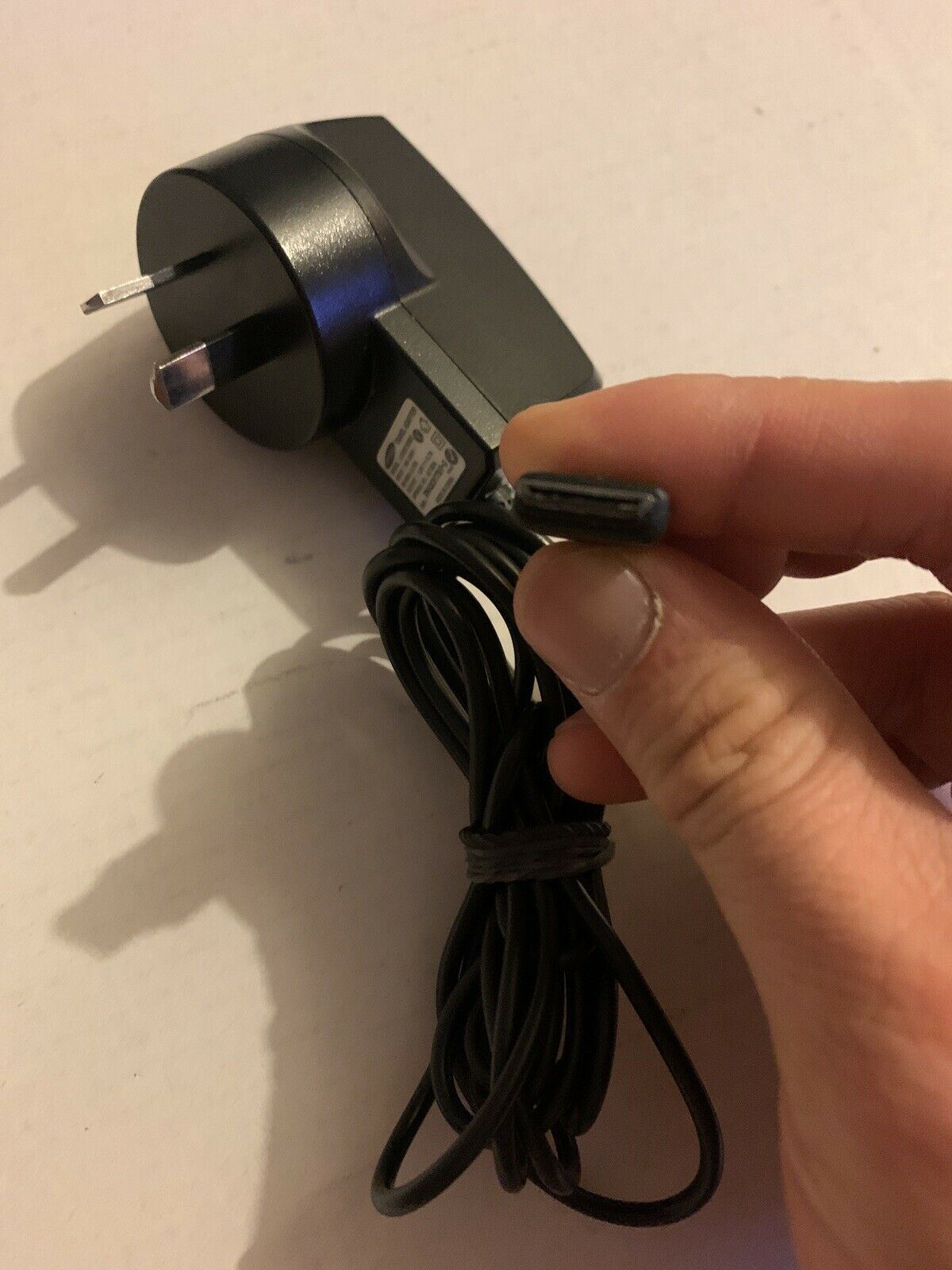 Genuine Samsung ATADS10HBE AC Adapter 5V 0.7A For Mobile Phone