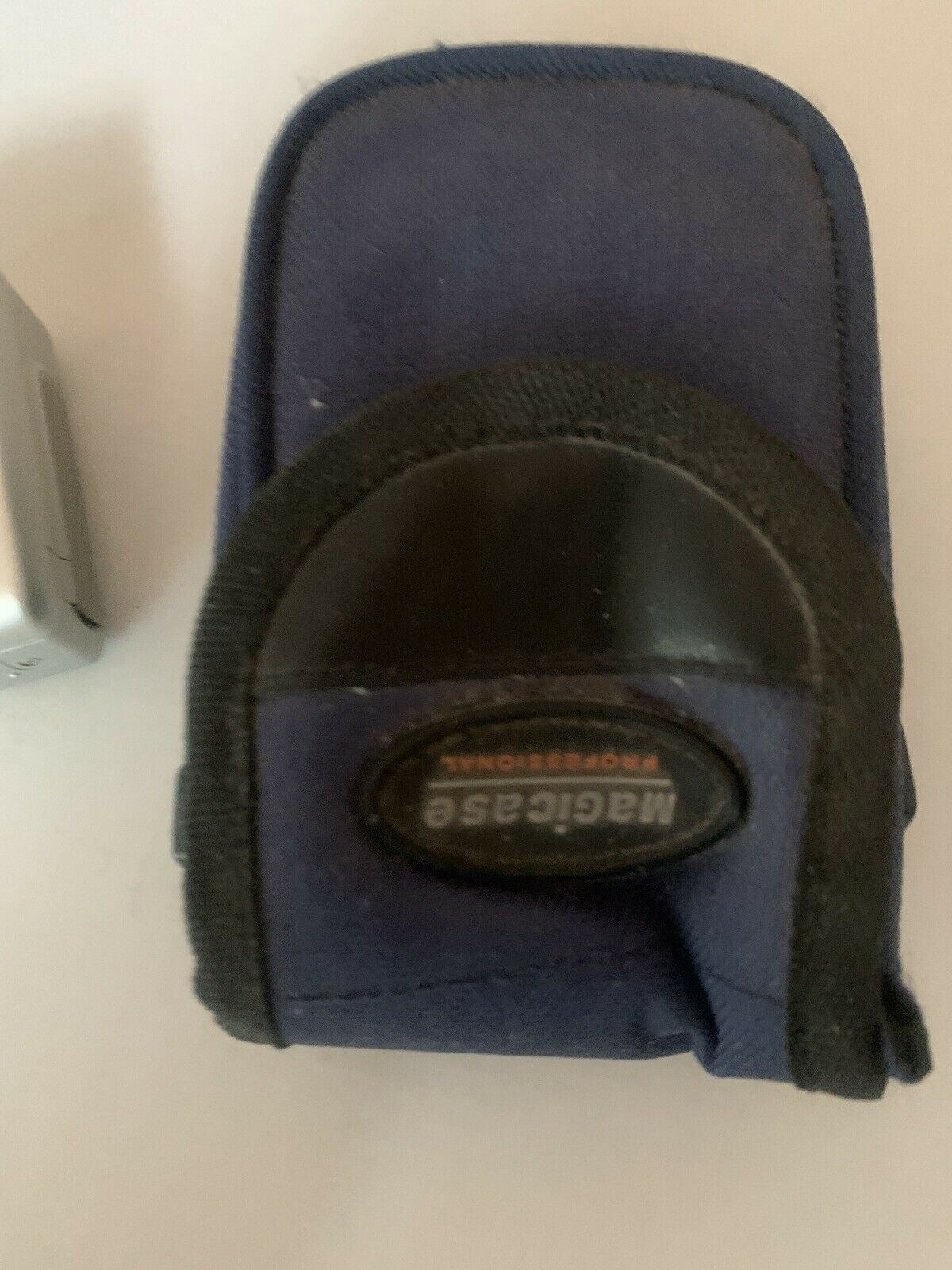 Canon PowerShot A520 Digital Camera With Carrying Case