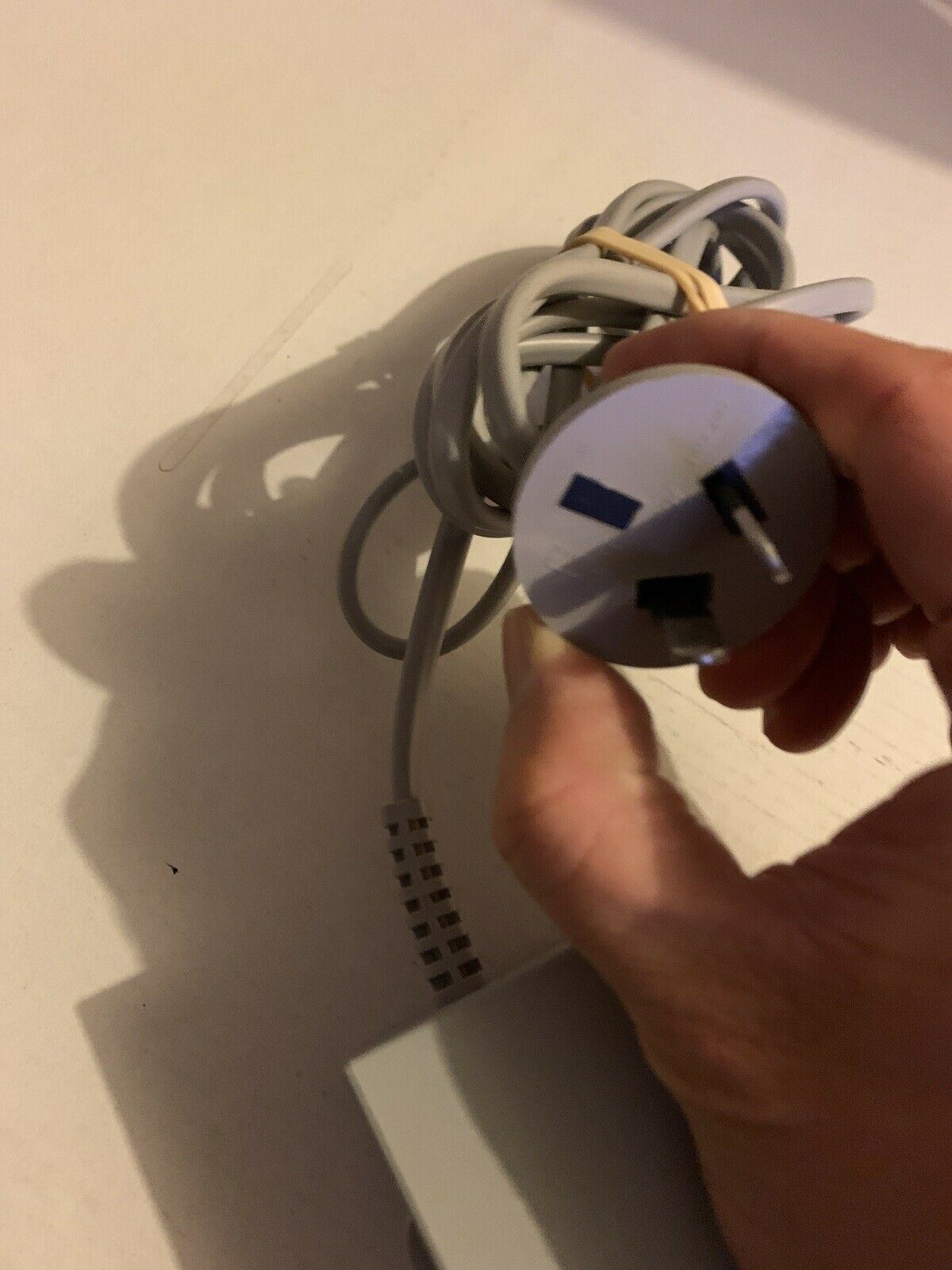 Genuine Authentic Nintendo Wii Power Supply RVL-002 Australia Plug AC Adapter