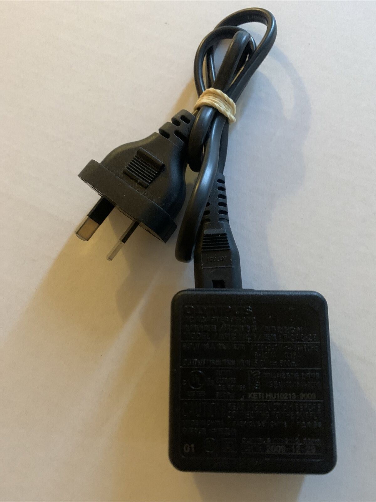 Genuine Olympus F-2AC USB AC Adaptor 5V 500mA