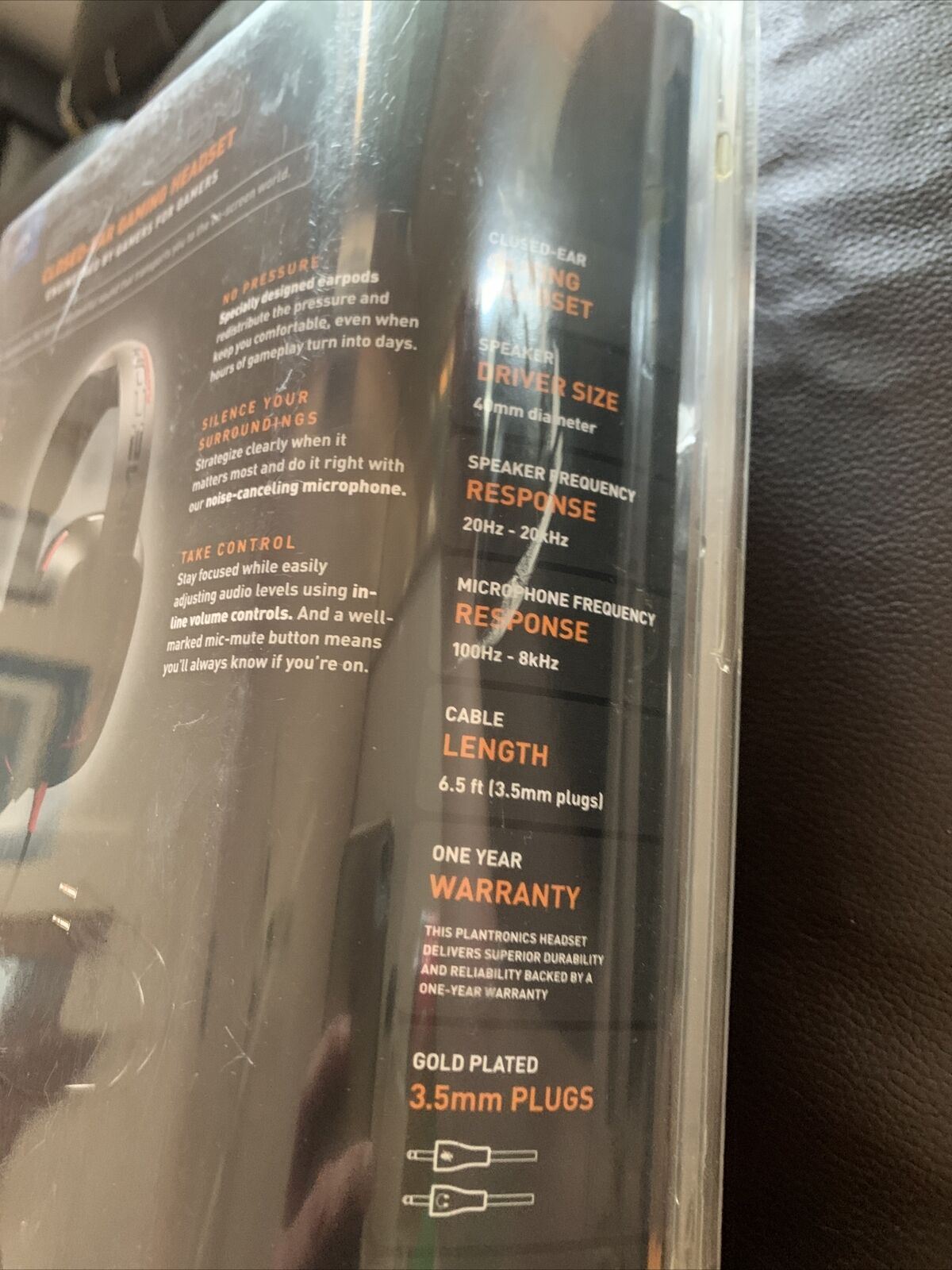 *NEW* Plantronics GameCom 367 Headset with CLOSED-ear design noise-canceling mic