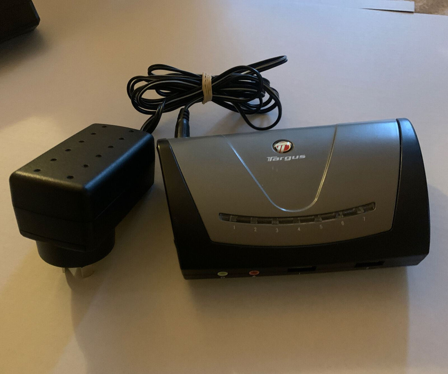 Targus Desktop 7 port USB 2.0 HUB (ACH81AU)