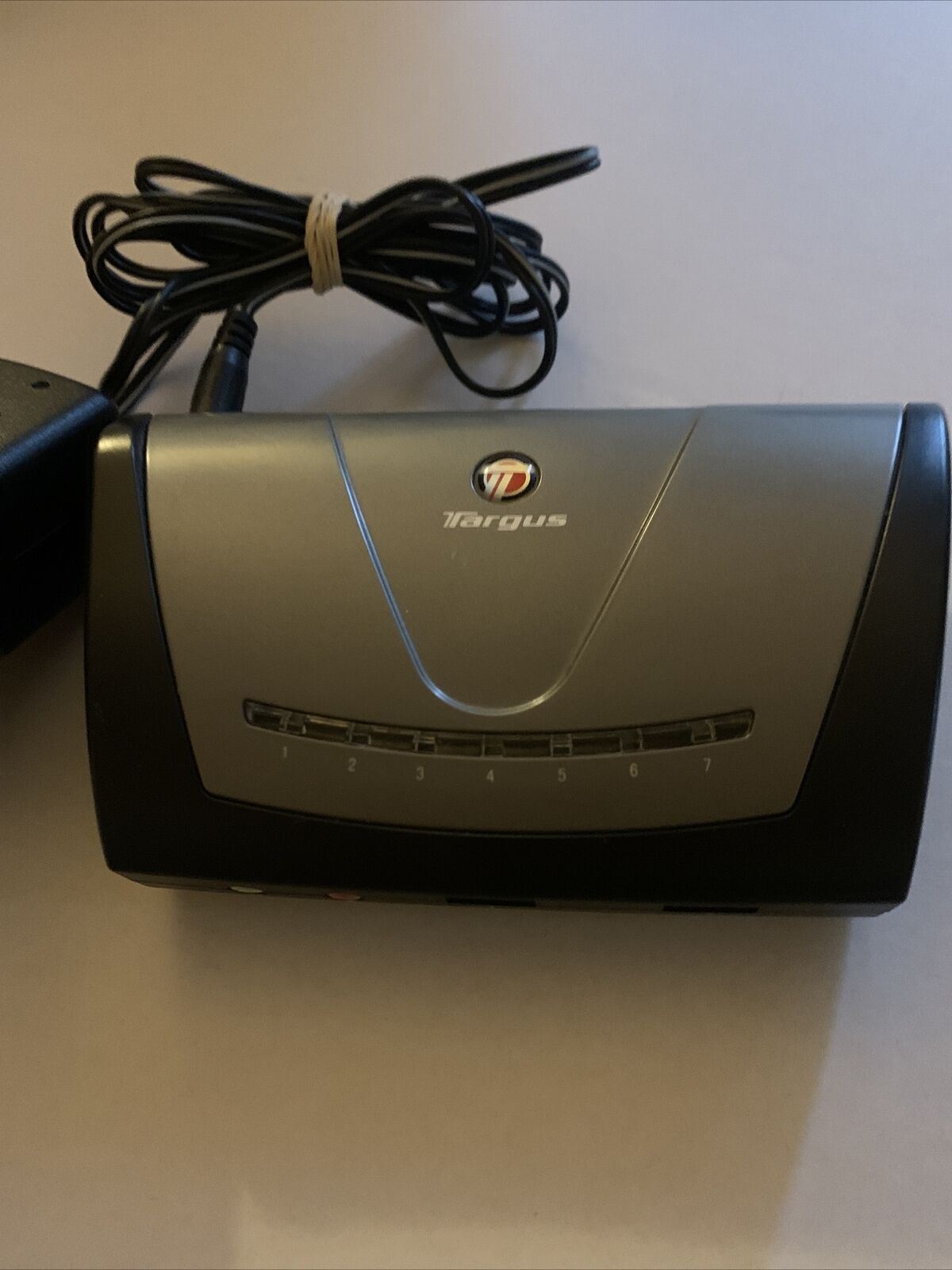 Targus Desktop 7 port USB 2.0 HUB (ACH81AU)