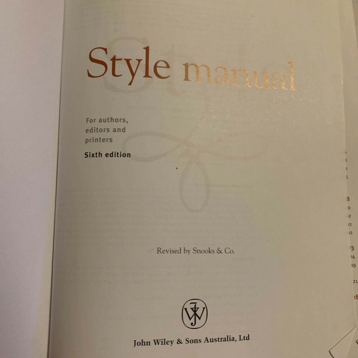 Style Manual: For Authors, Editors and Printers by Dcita (Paperback, 2006)