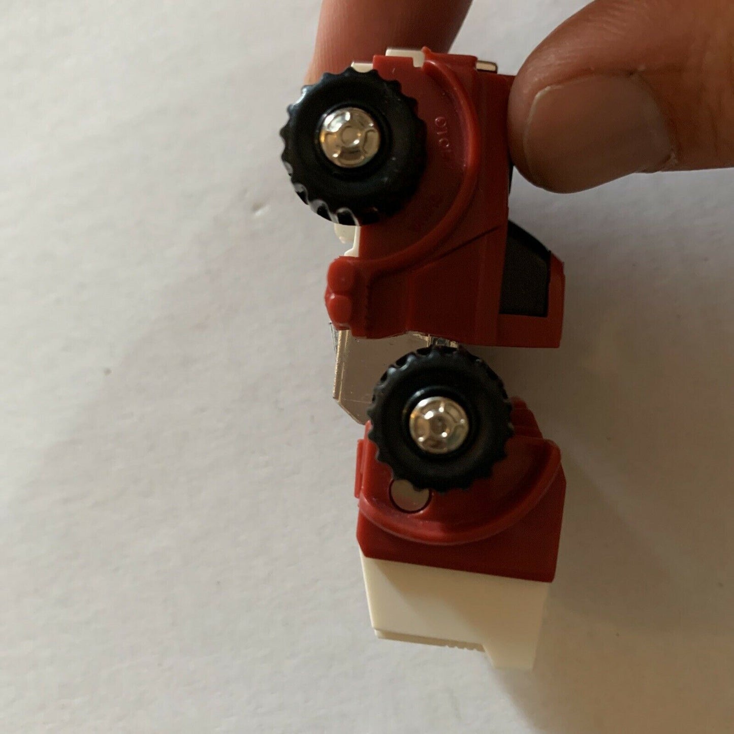 Transformers: Vintage G1 Legion Class Autobot Swerve
