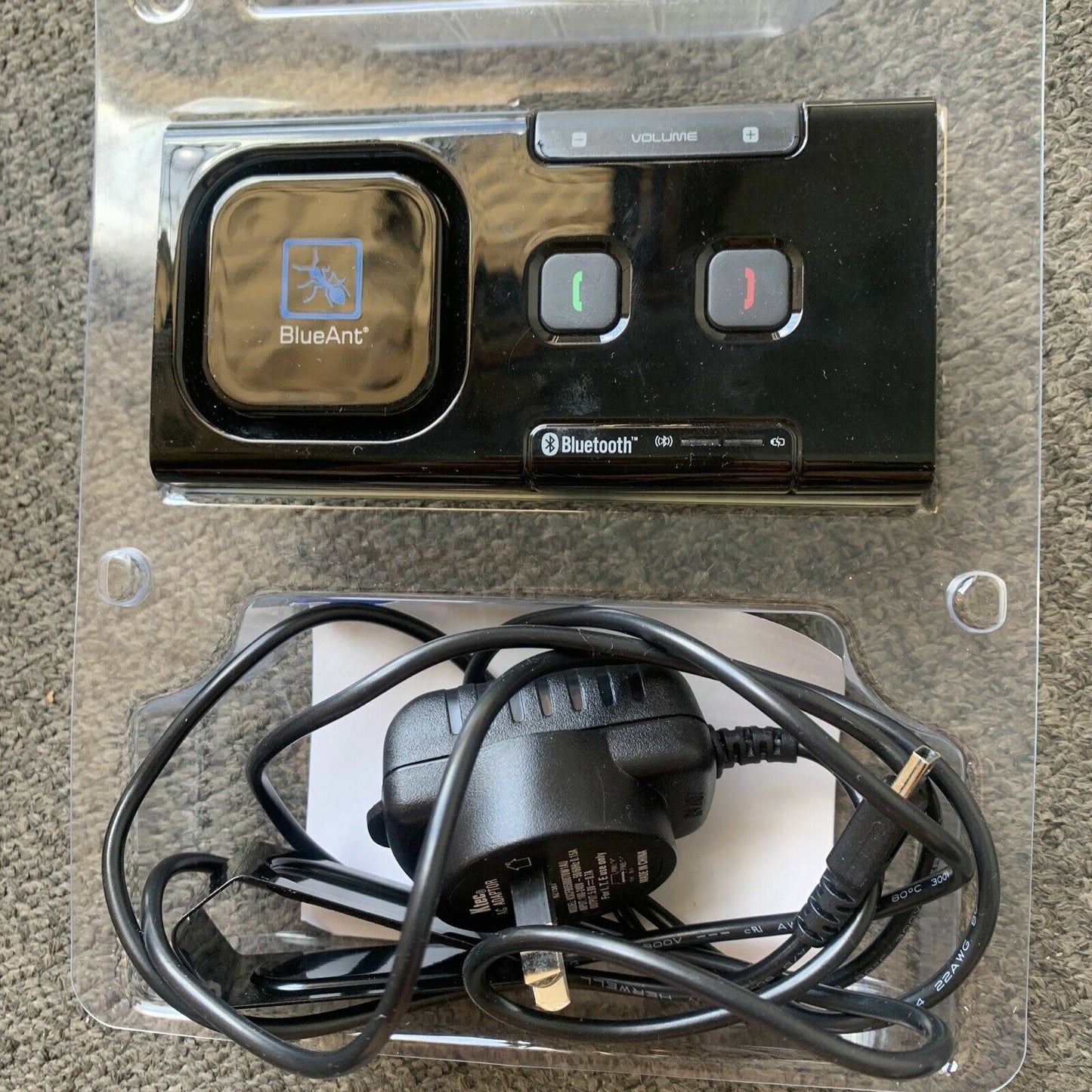 BlueAnt - Supertooth Bluetooth Light Hands-free Speaker/Microphone For Car