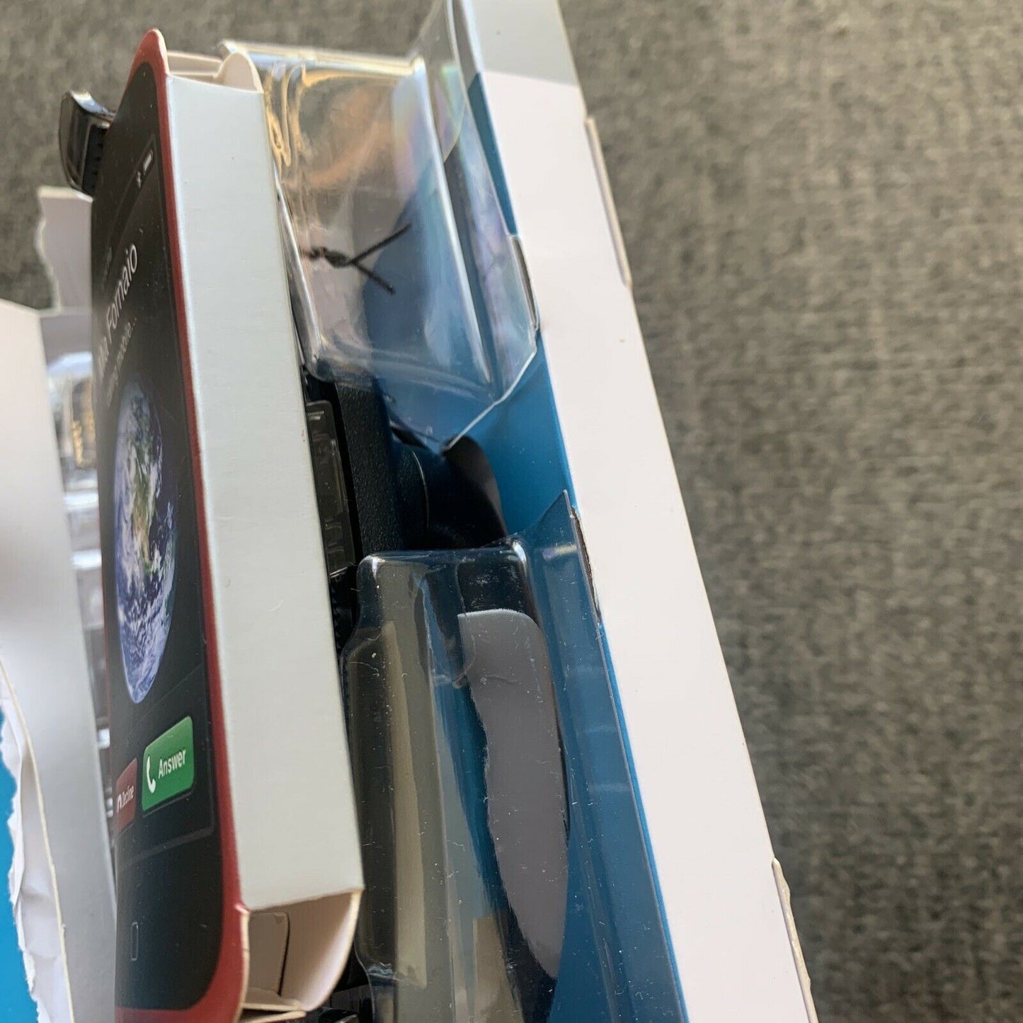 *Never Used* Belkin TuneBase FM With Hands-free For 30pin iPhone iPod