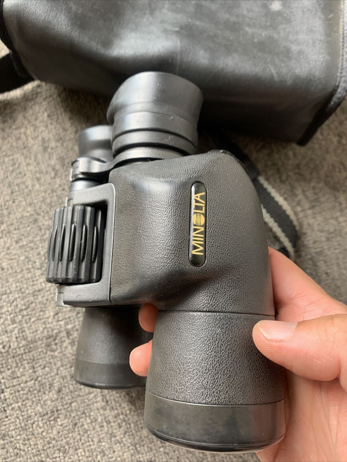 Vintage Minolta Activa 8x 40W 8.2 Degrees Fully Multi-Coated BaK4 Binoculars