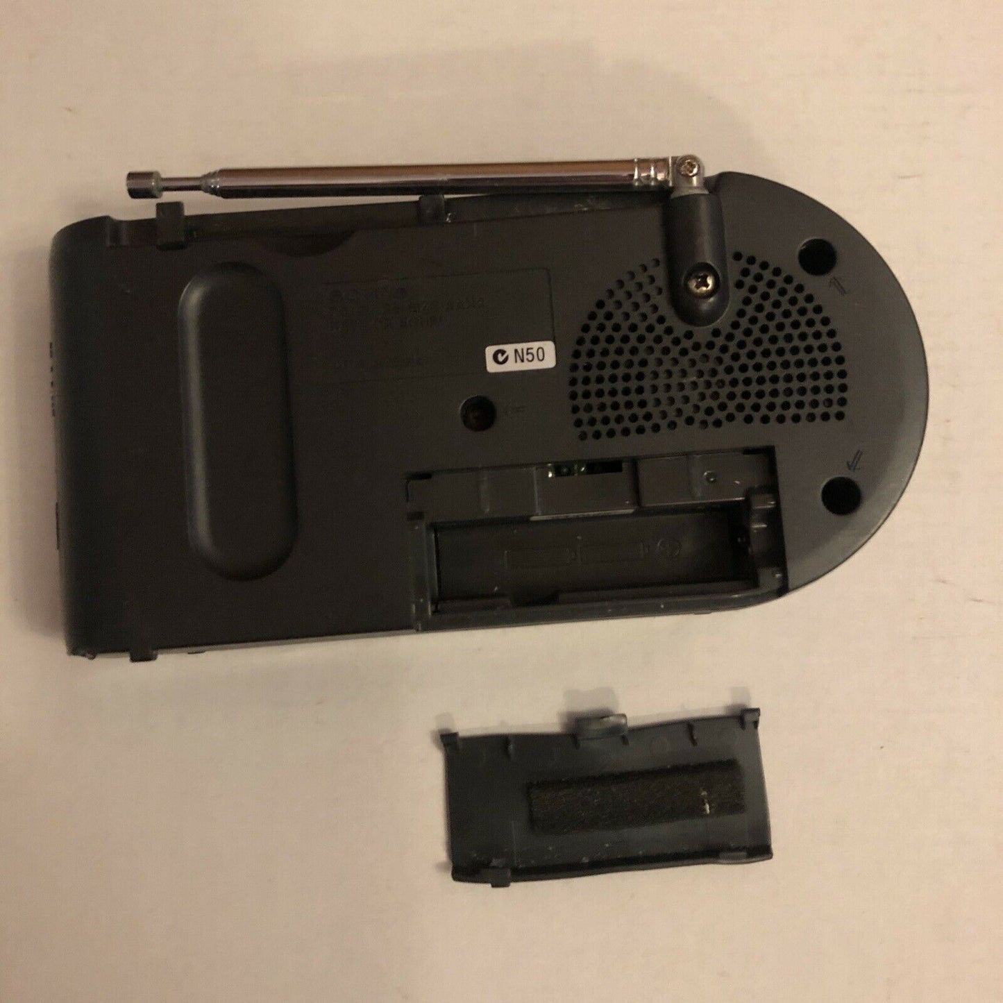 Sony ICF-304 Portable AM/FM 2-Band Radio with Built-in Speakers