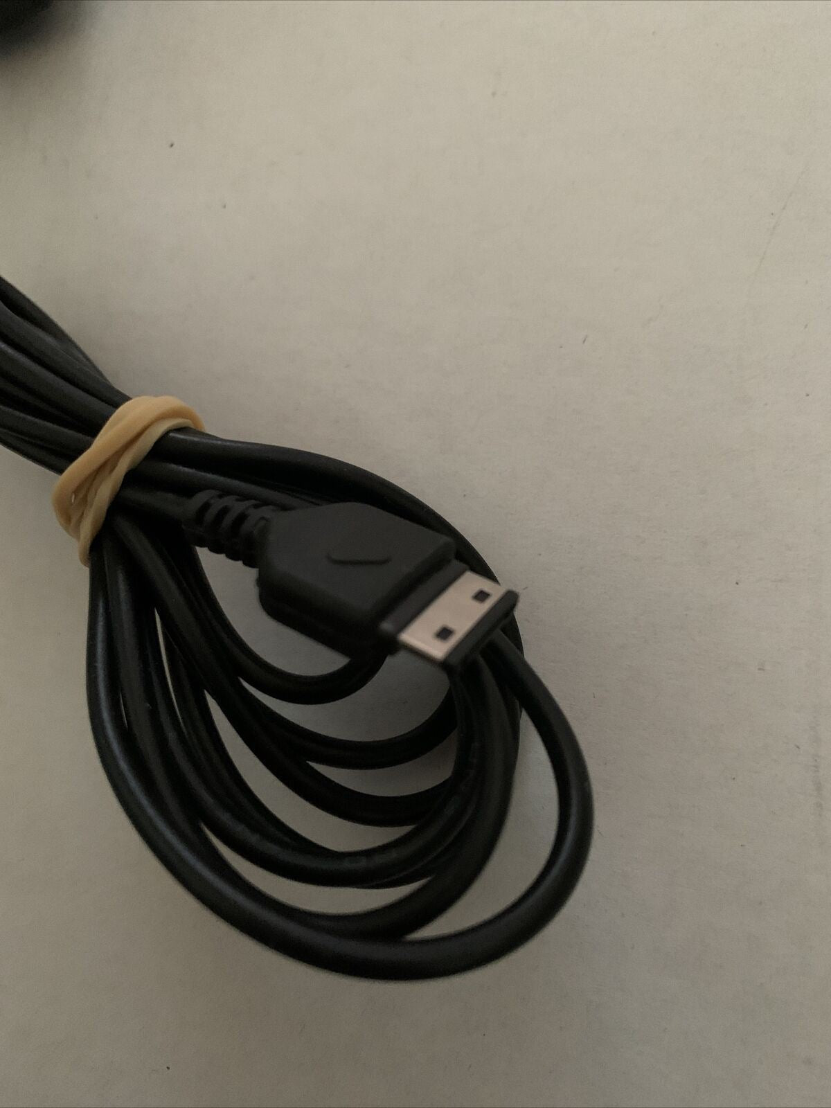 Genuine Samsung ATADS10HBE Travel Adapter 5v 0.7a