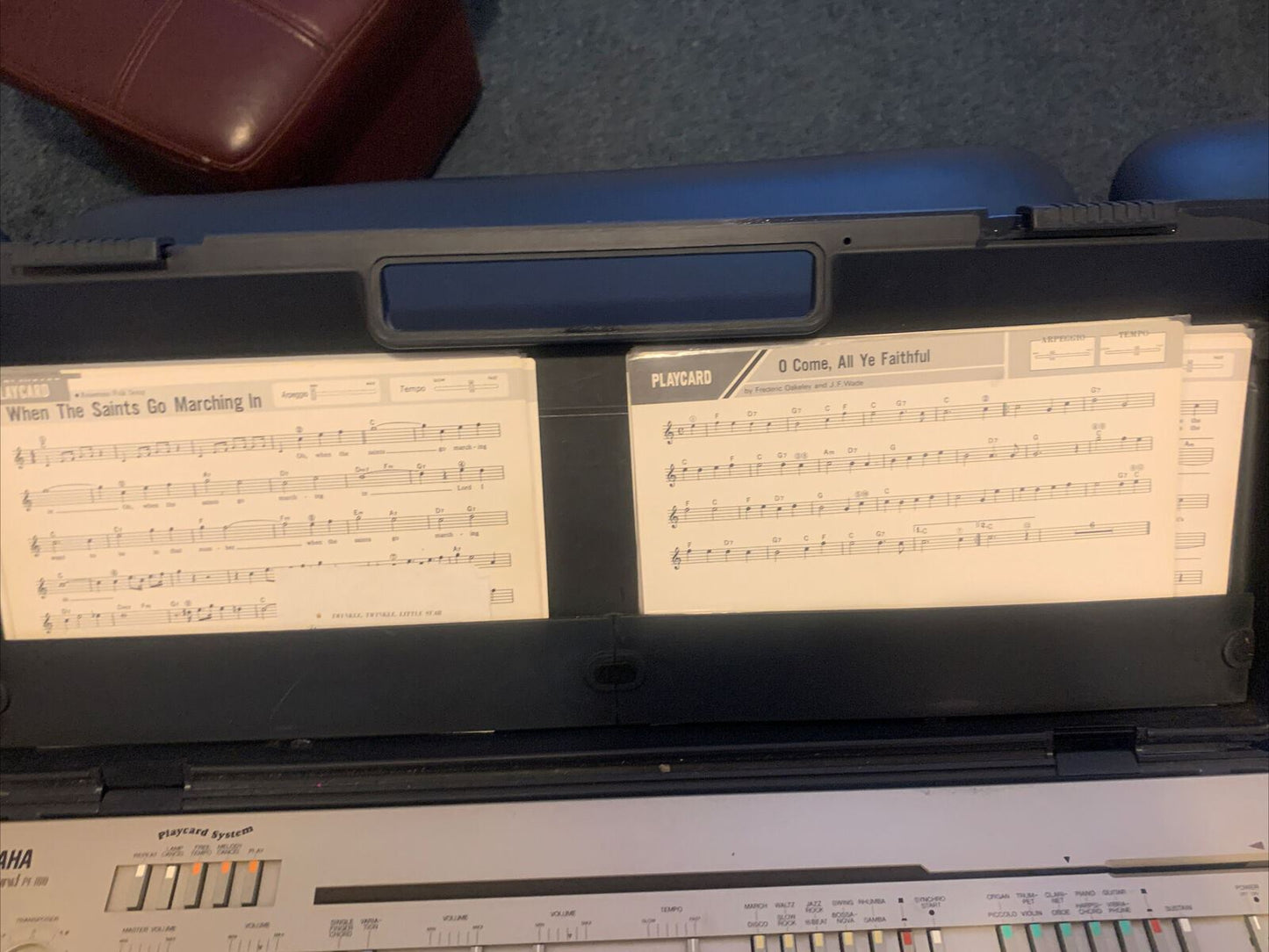 Yamaha Portasound PC-100 Electronic Keyboard w Hard Carry Case & Playcard System