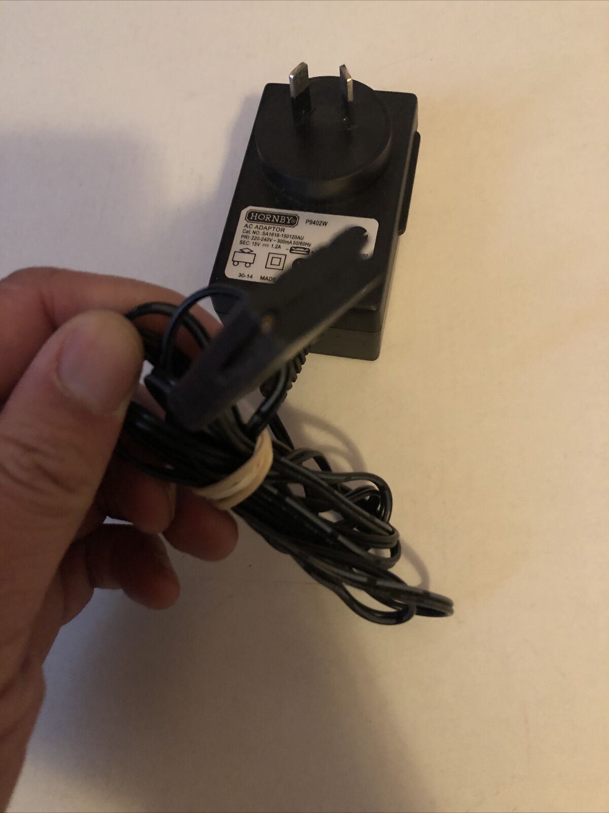 Hornby P9402W AC Adaptor SA1618-150120AUb Power Supply 15v 1.2a