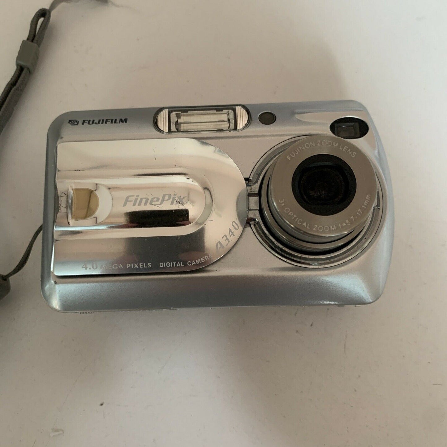 Fujifilm Finepix A340 Digital Camera 4MP 3x Zoom Silver