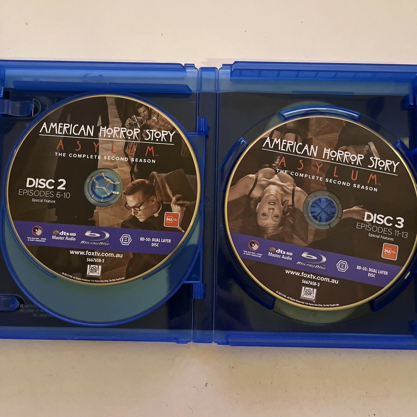 American Horror Story : Season 2 (Blu-ray, 2012) Region B