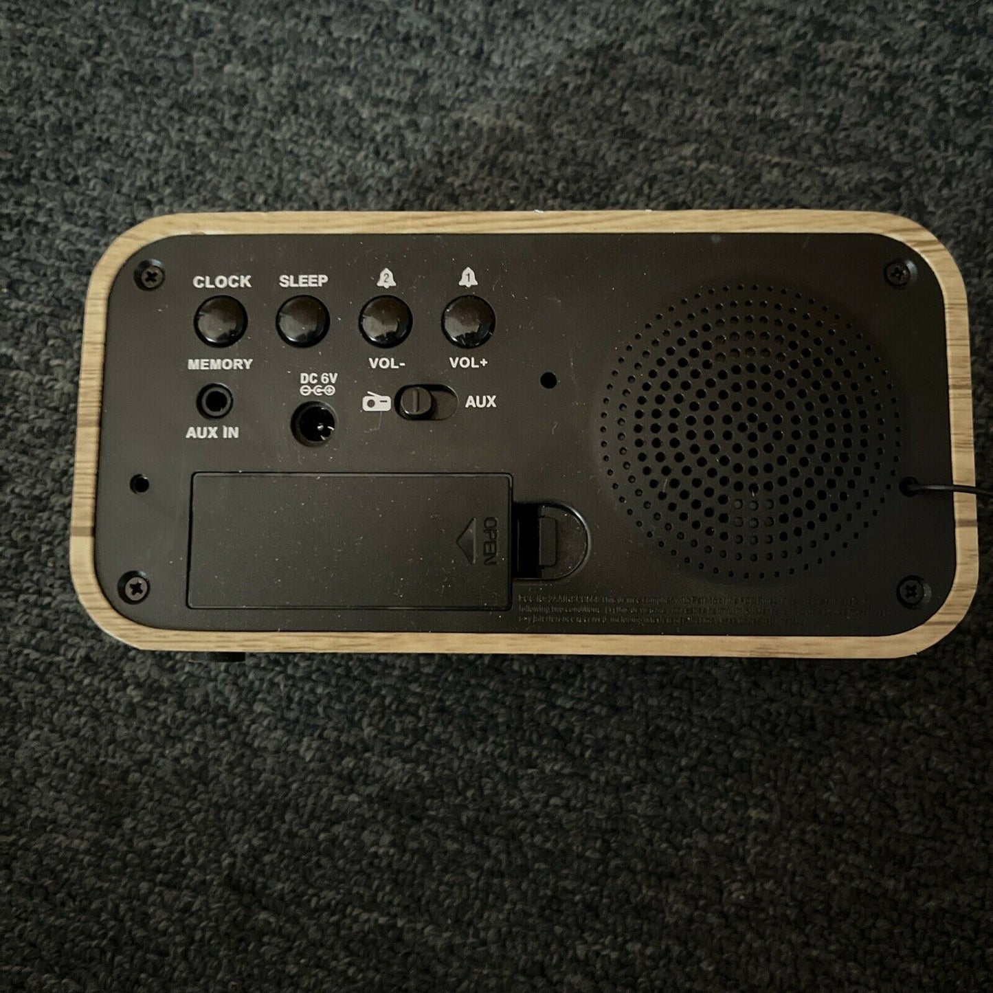 Home & Co Wood Clock Radio CR-668PL