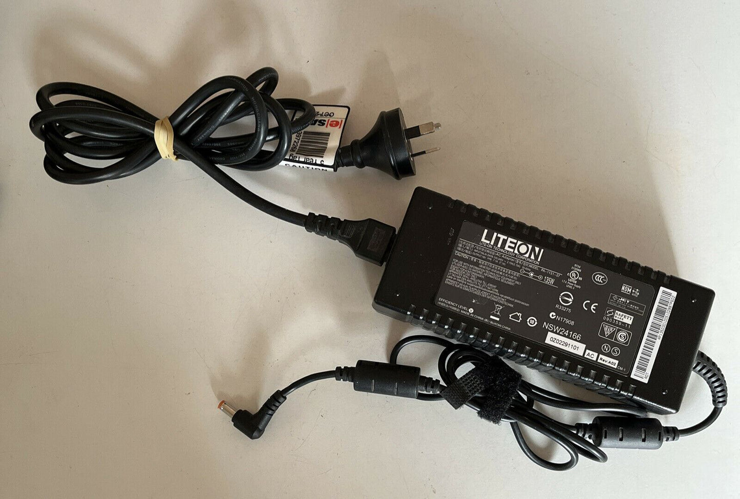 Genuine Liteon PA-1131-07 AC Adapter 19 V 7.1 A Power Supply